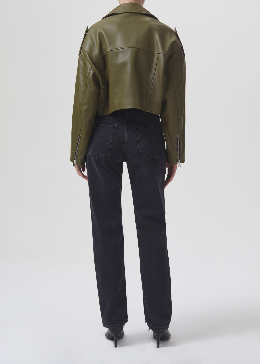 REMI CROPPED LEATHER BIKER JACKET IN GRASS - 2