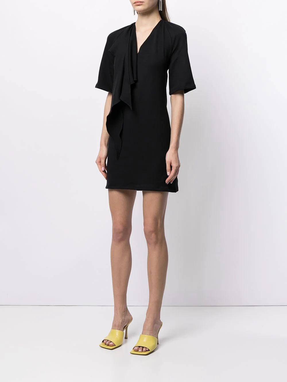 short-sleeve backless dress - 3