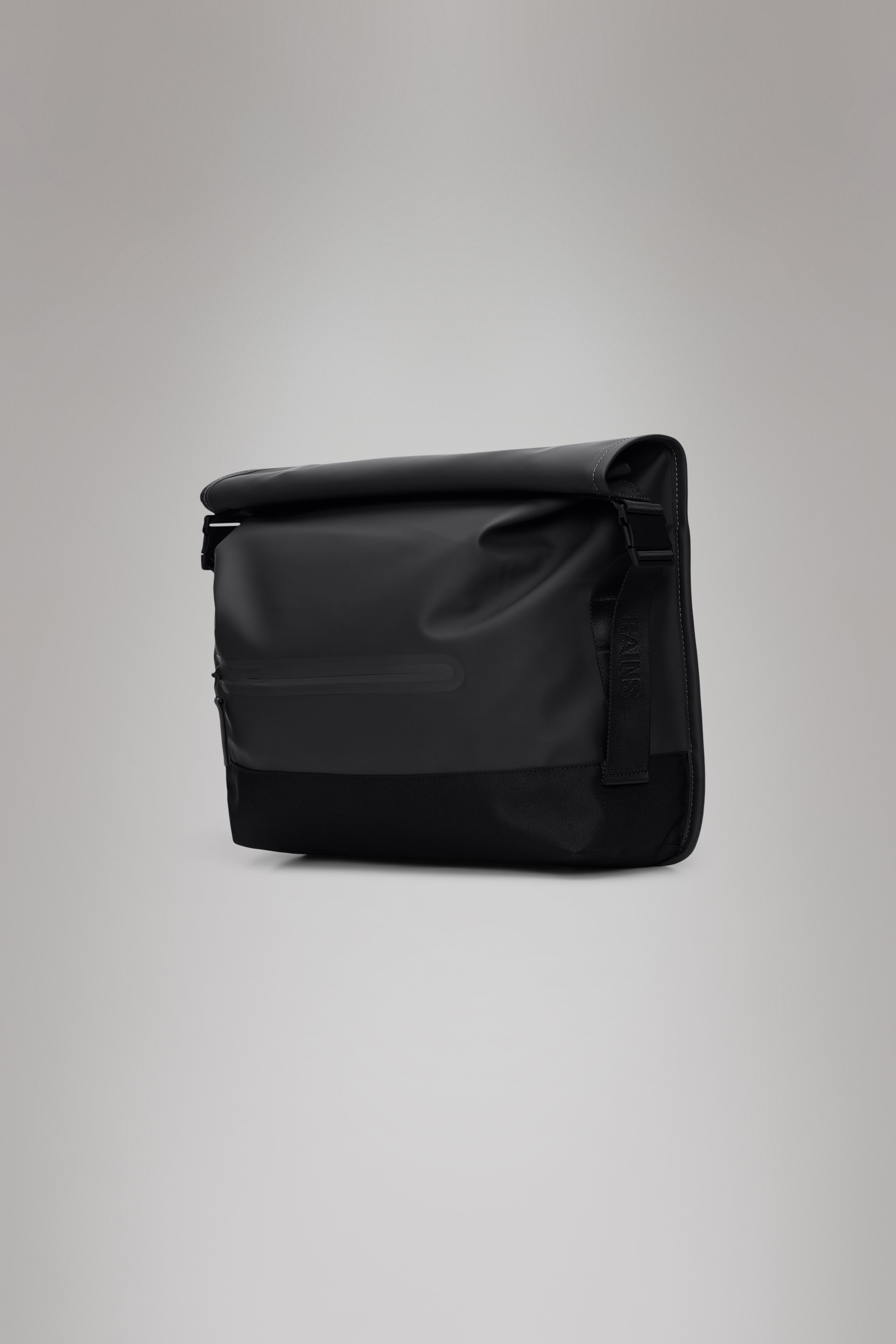 Trail Rolltop Messenger Bag - 6