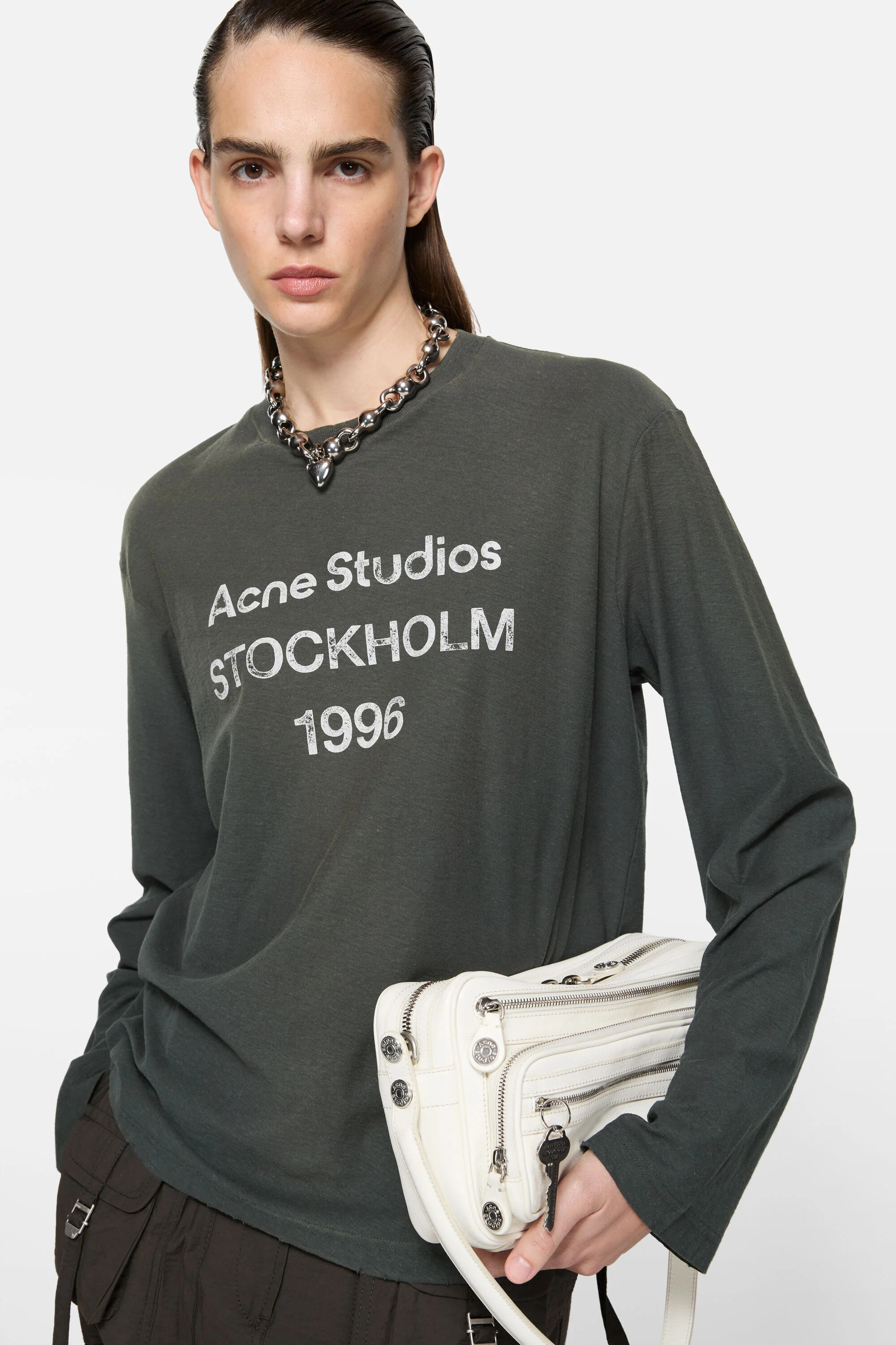 Logo t-shirt - Relaxed fit - Faded black - 4