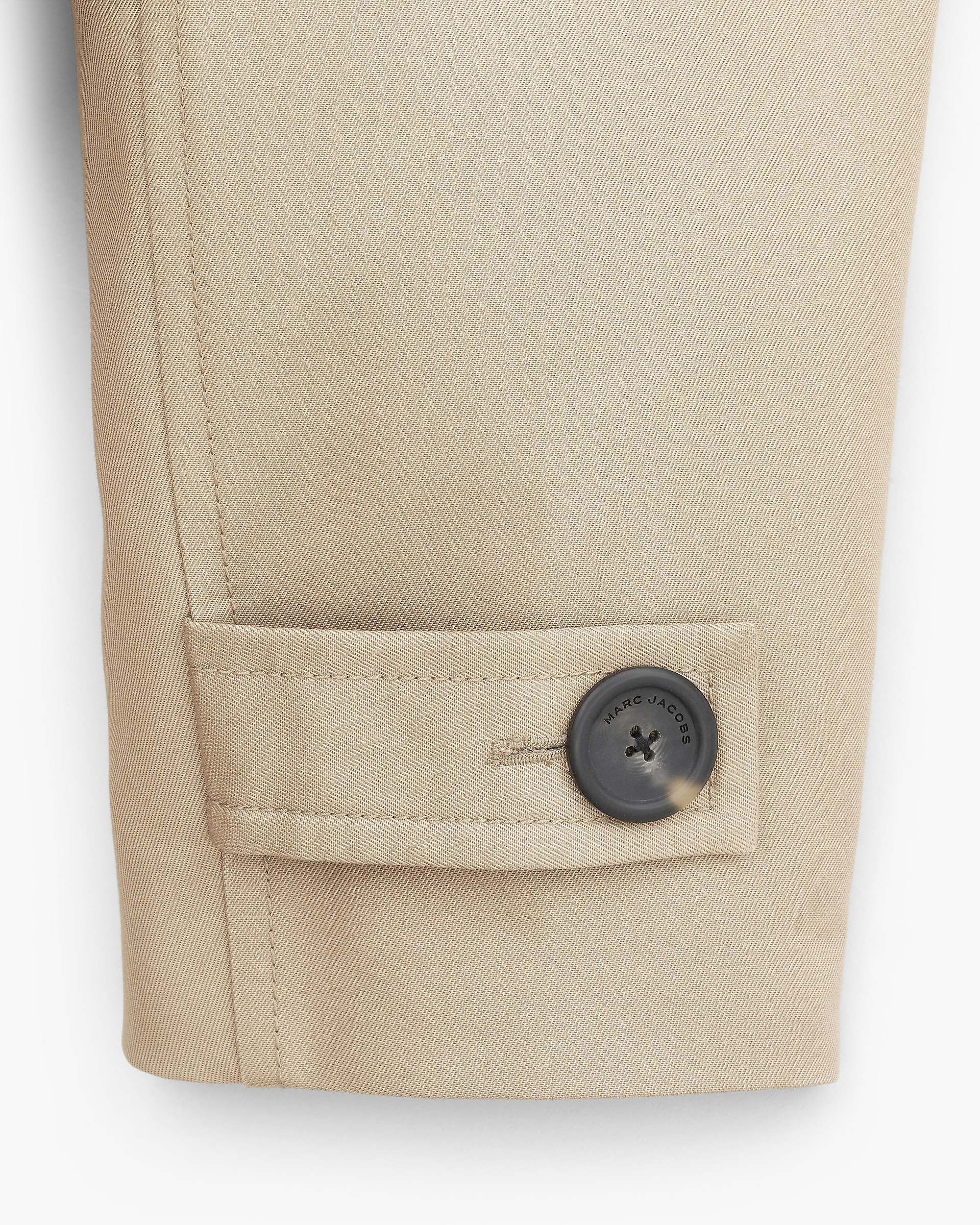 THE TRENCH COAT - 8