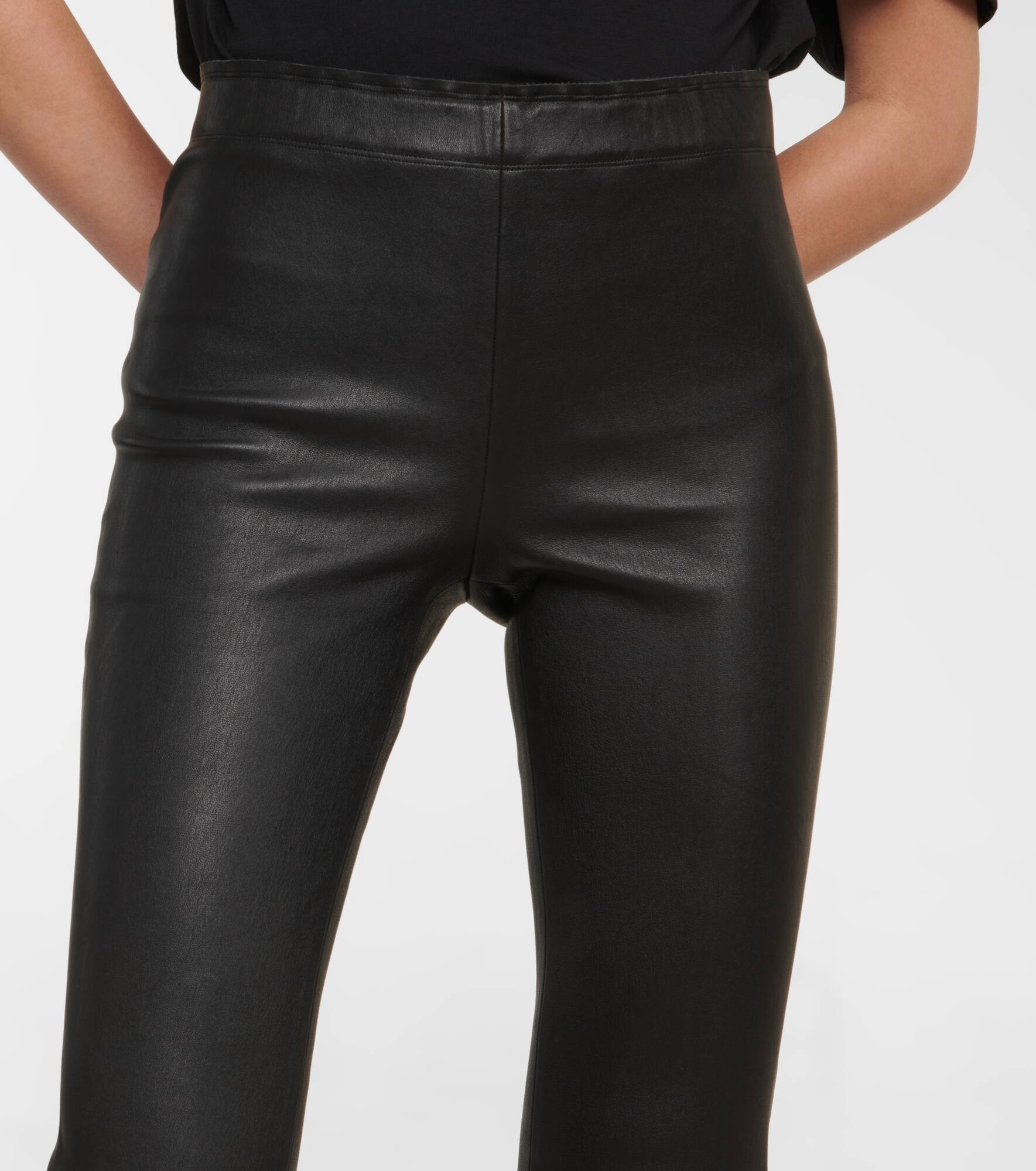 Cropped leather trousers - 4