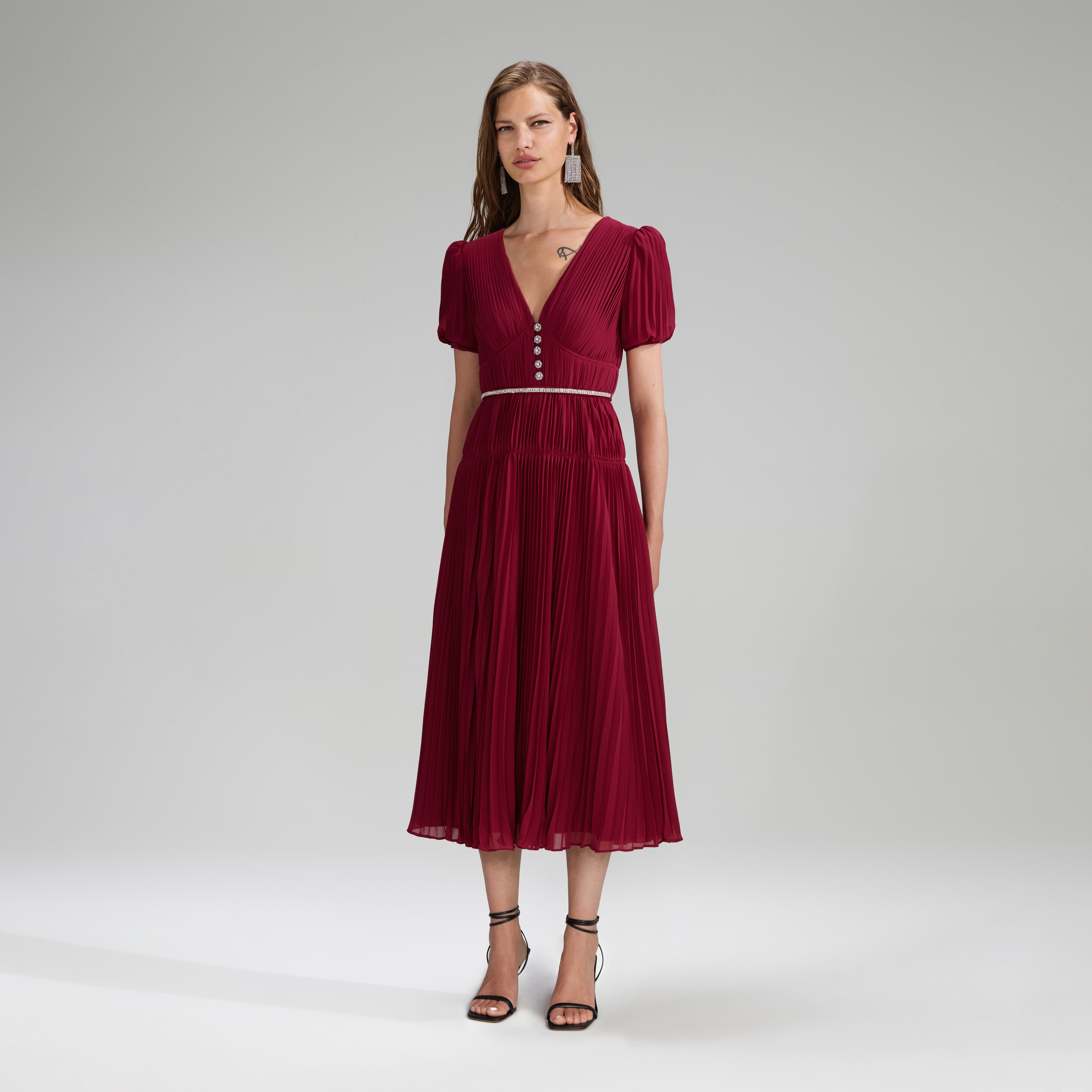 knee length dresses for ladies Burgundy Floral Chiffon Sweetheart Neckline Midi Dress main image 1