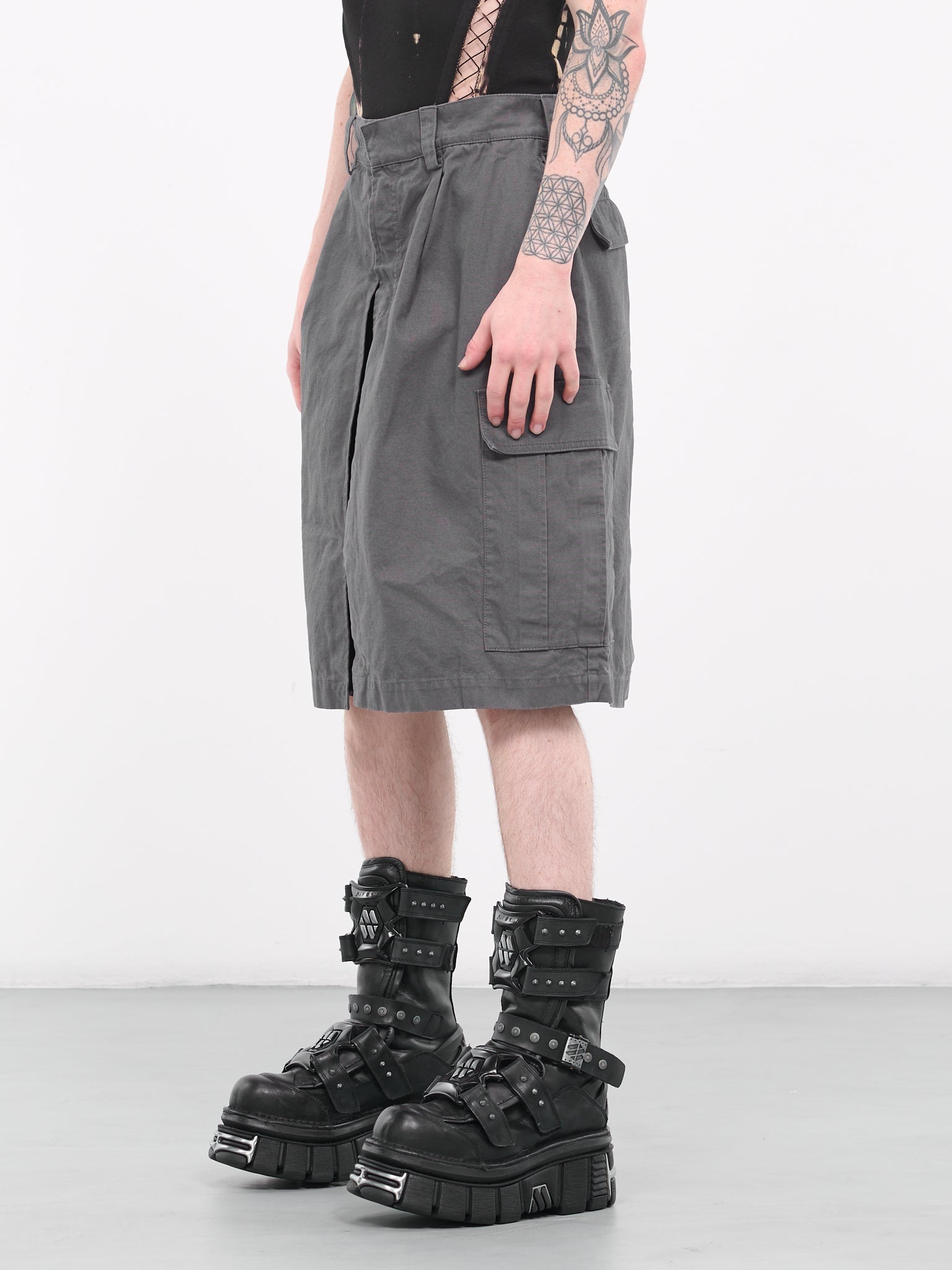 Wrap Cargo Shorts - 2