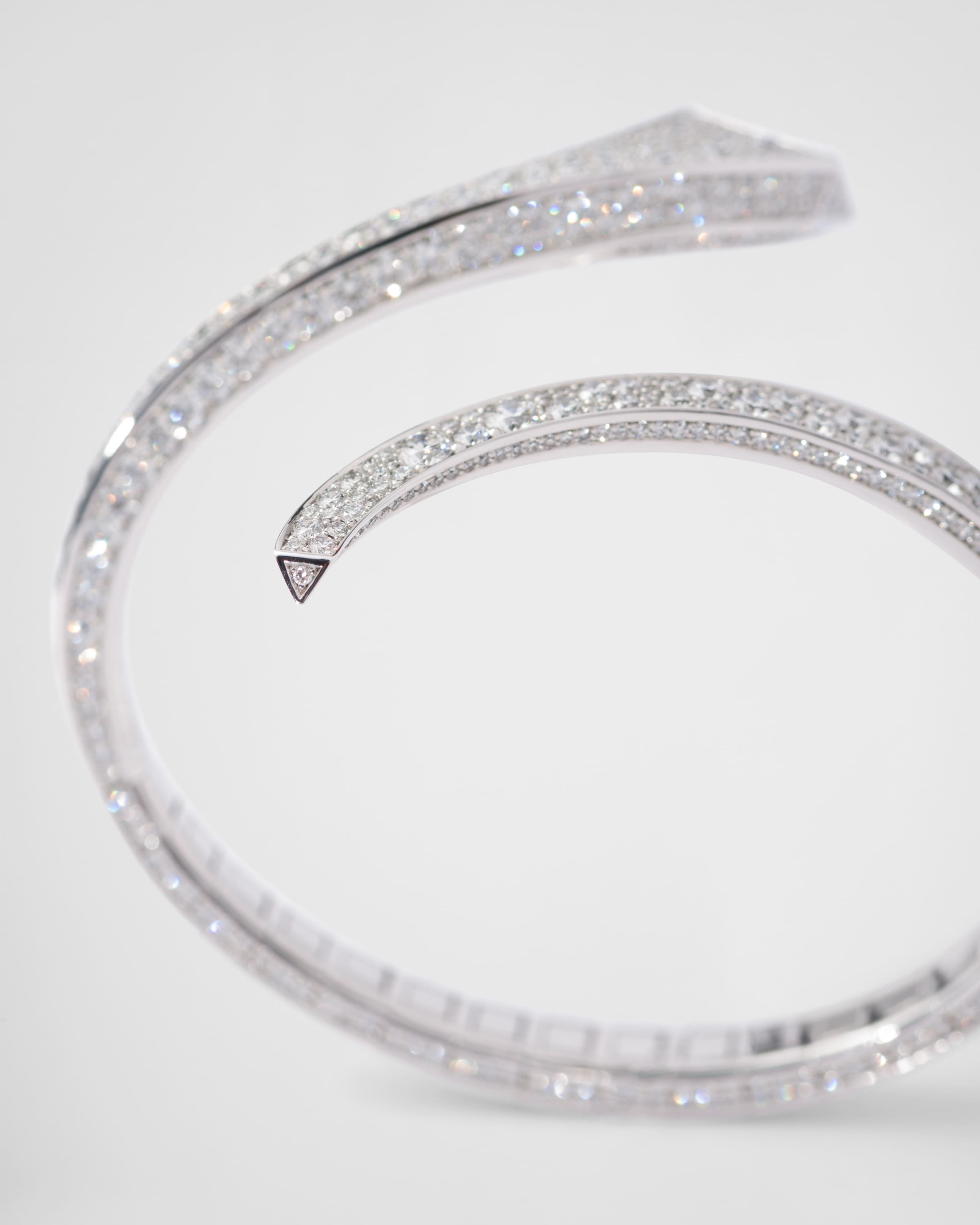 Eternal Gold snake bracelet in white gold and diamonds - 4