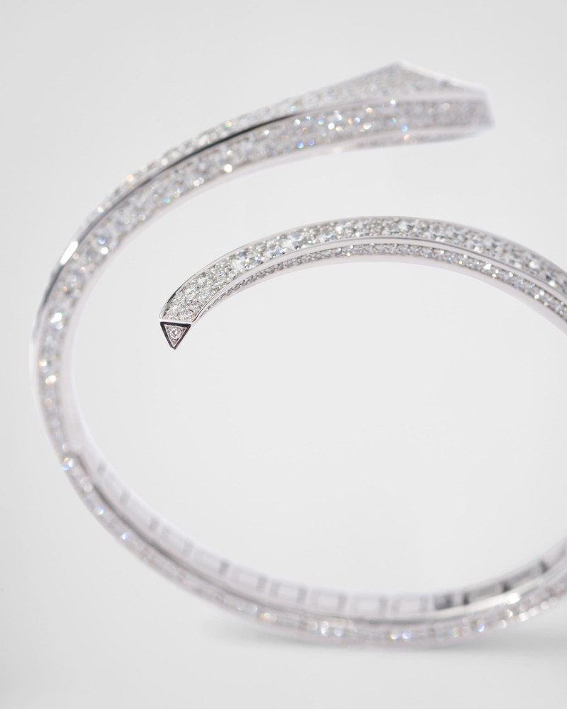 Eternal Gold snake bracelet in white gold and diamonds 4