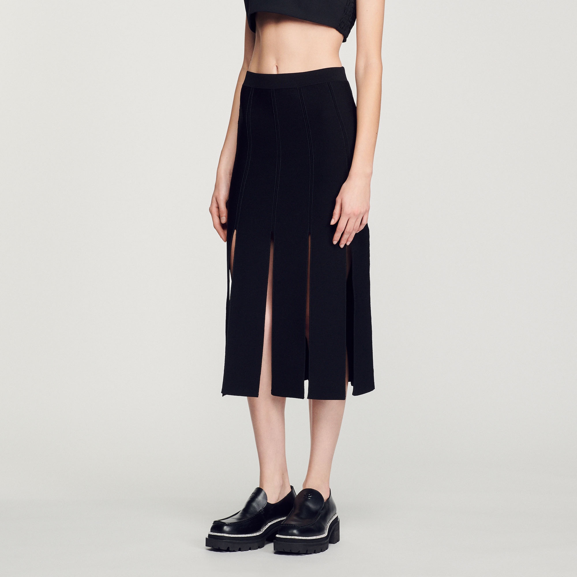 Knitted skirt with wide fringes - 5