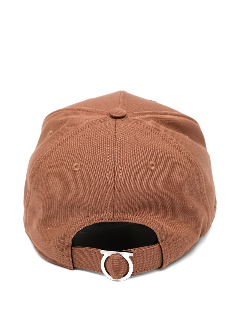 FERRAGAMO logo-embroidery cap outlook