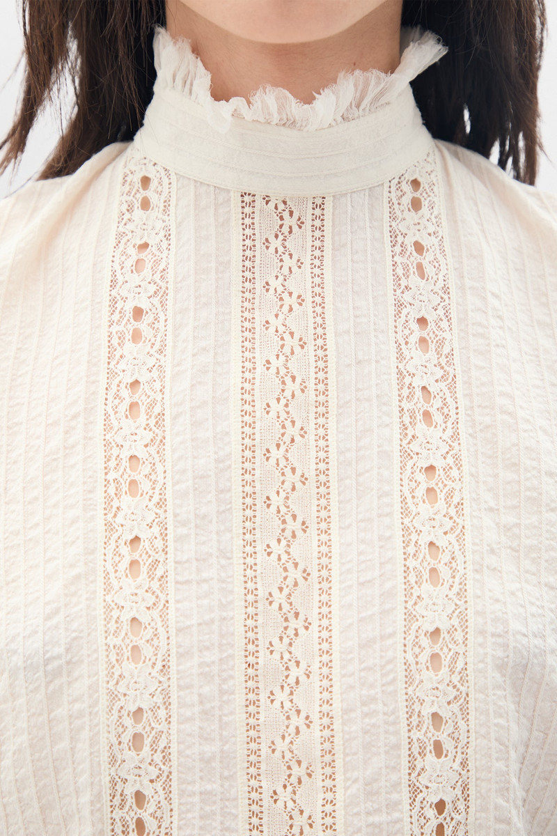 Bee High Neck Cropped Top 5