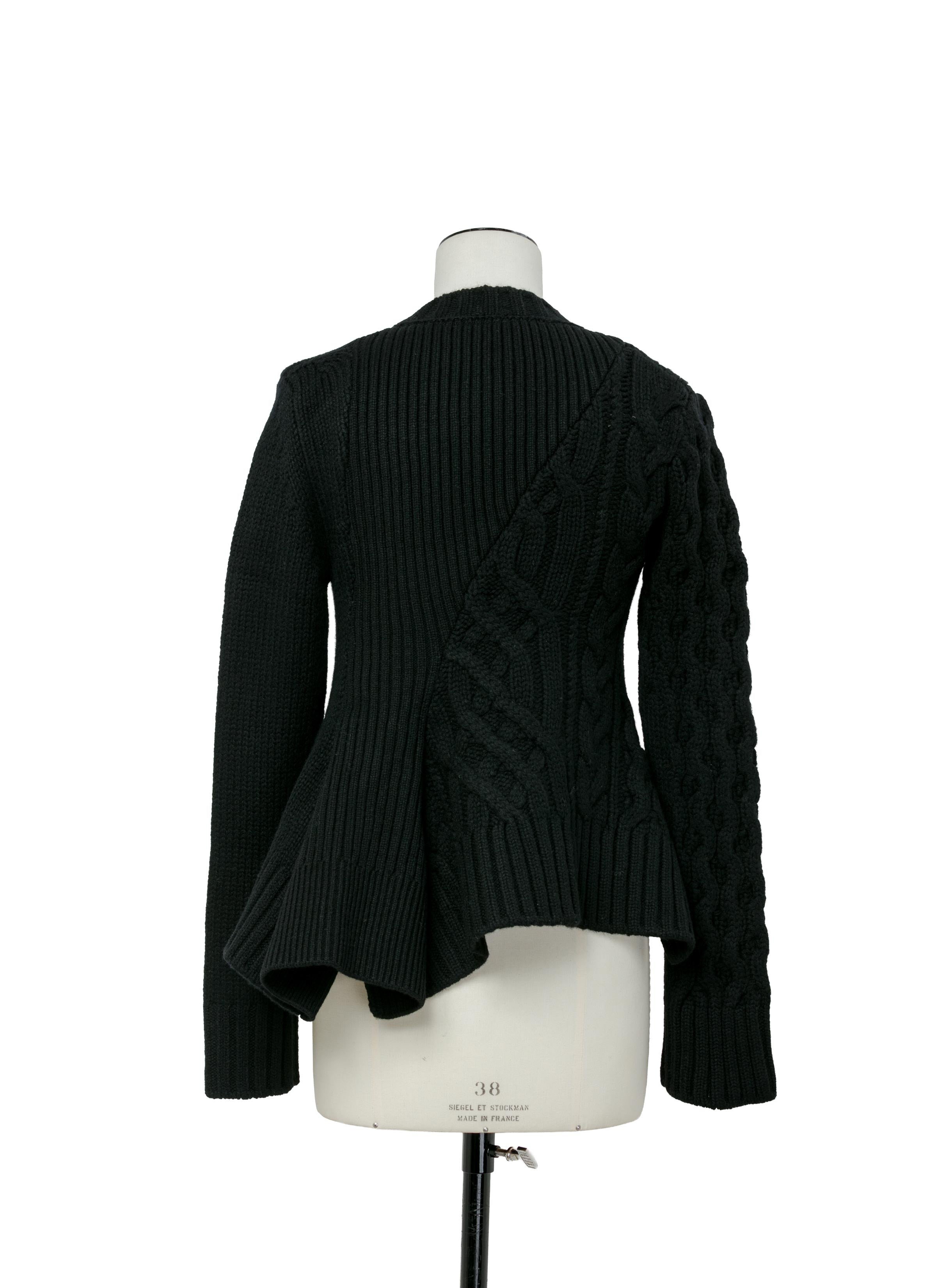 Wool Knit Pullover - 3