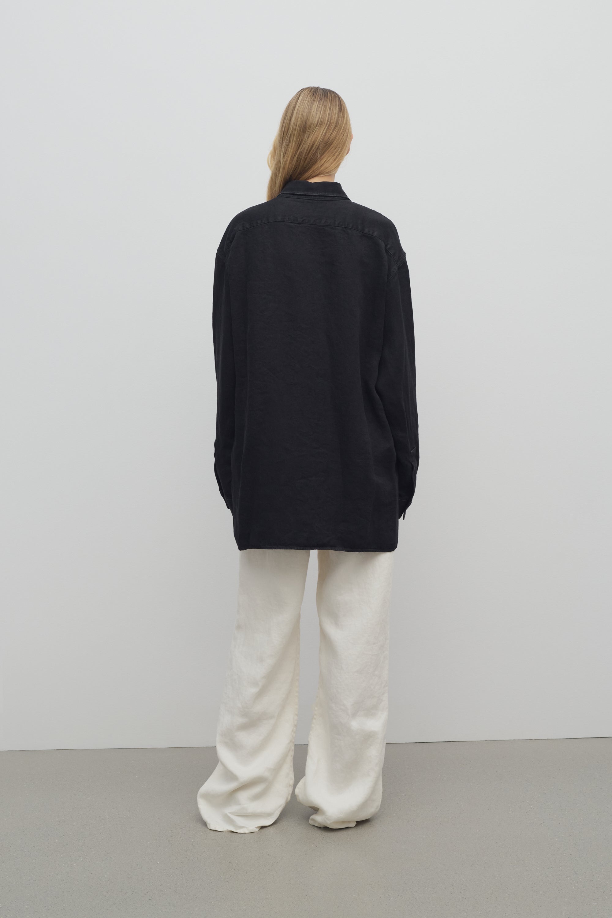 Eglitta Jean in Linen - 5