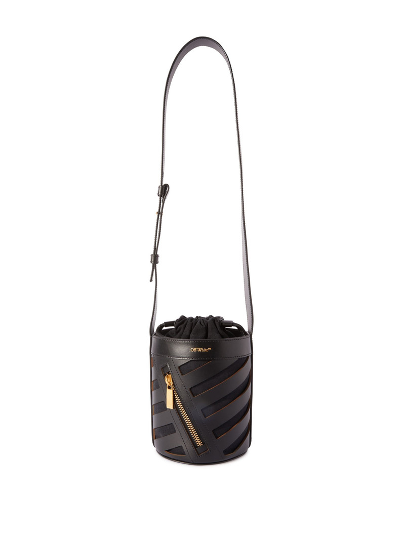 Cut-out Diag Bucket 1