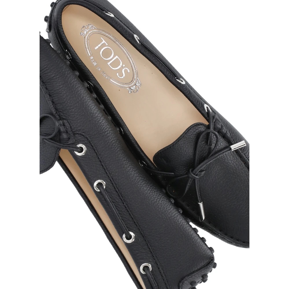 Tod's BLACK PEBBLED LEATHER LOAFERS | miinto | REVERSIBLE