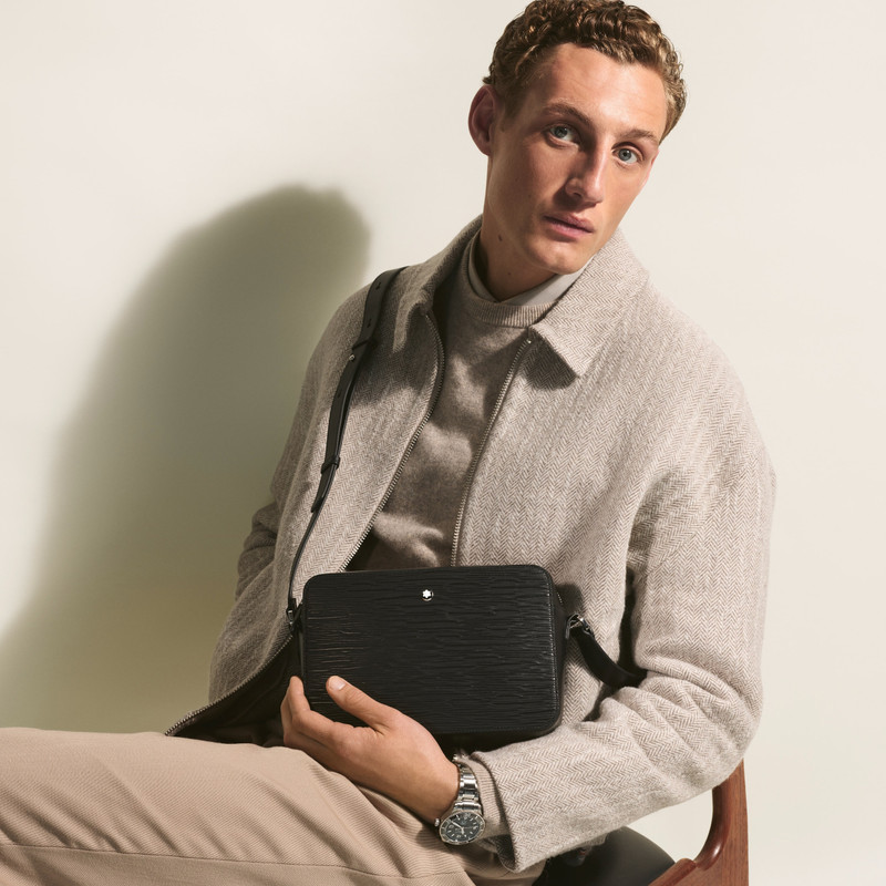 Montblanc 4810 messenger outlook
