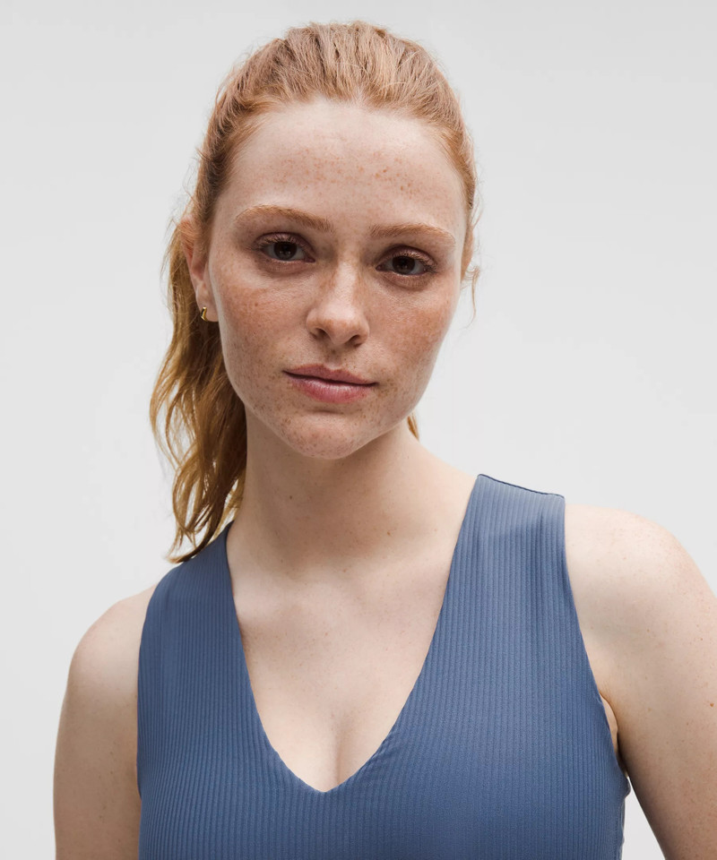All It Takes V-Neck Tank Top Light Support, B–D Cup *Ribbed Nulu 4