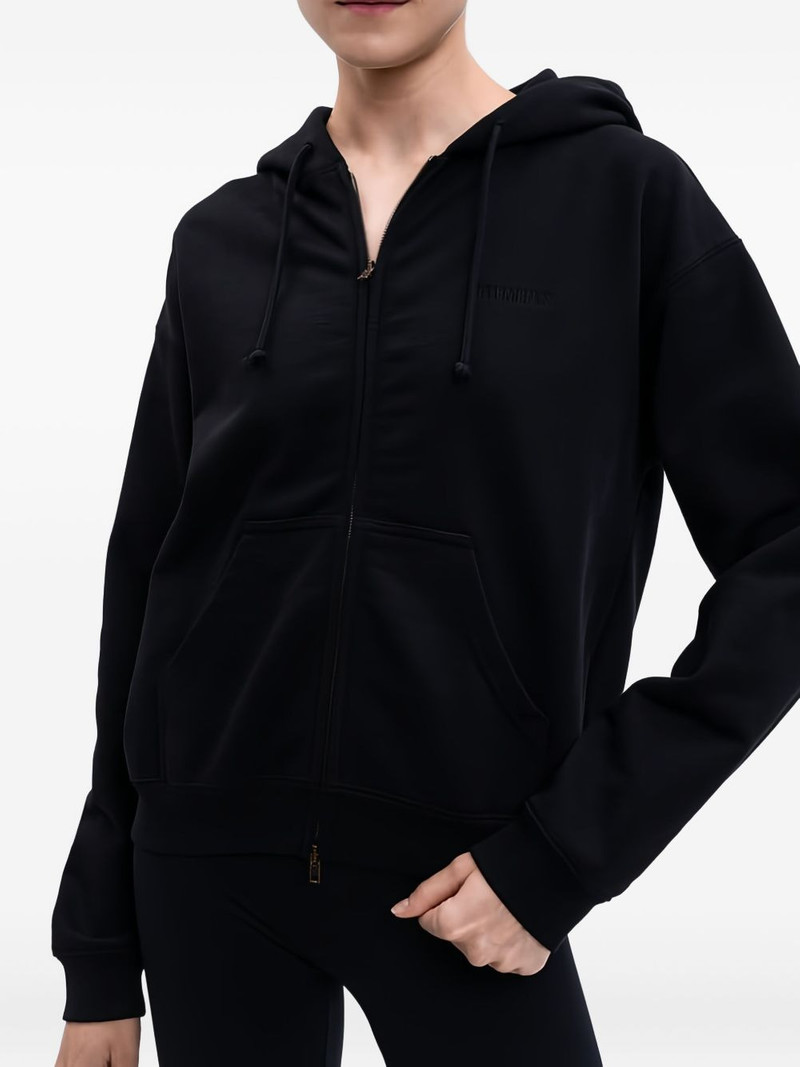 zip-up hoodie 3