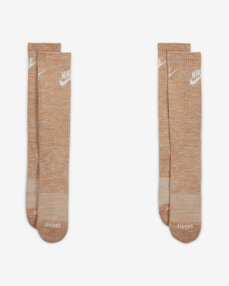 Nike Nike Everyday Plus Cushioned Crew Socks outlook