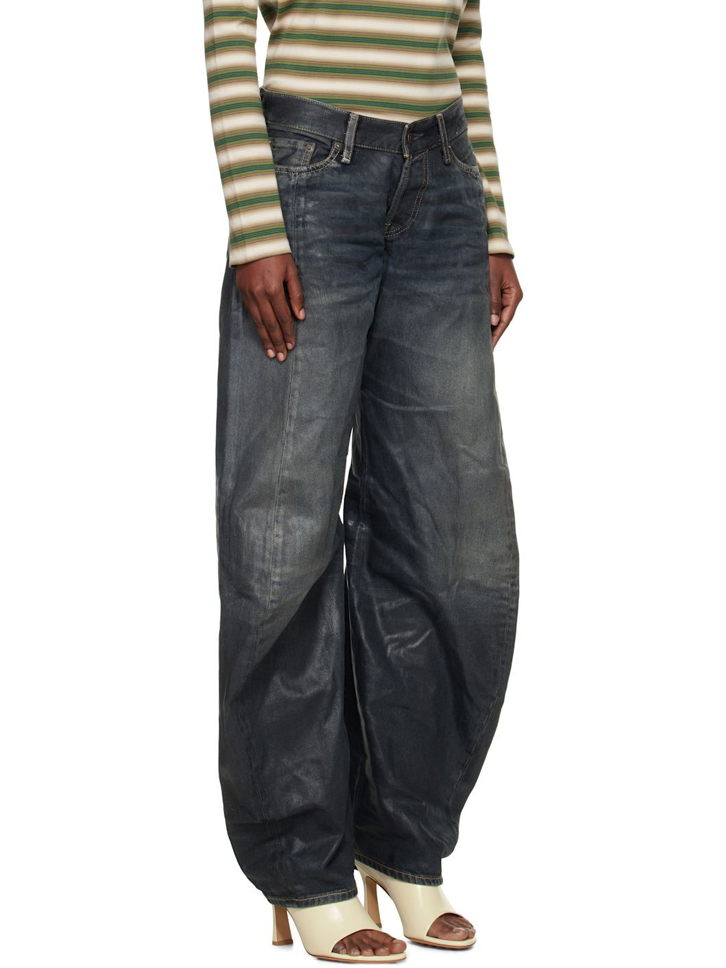Black 2006F Loose Fit Jeans - 2
