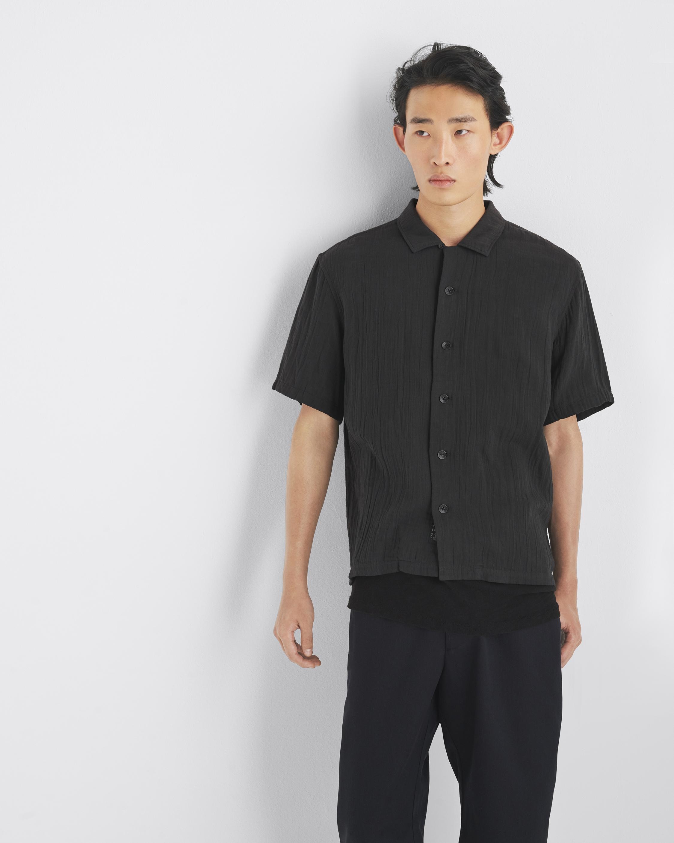 Resort Avery Gauze Shirt
Relaxed Fit Button Down - 6