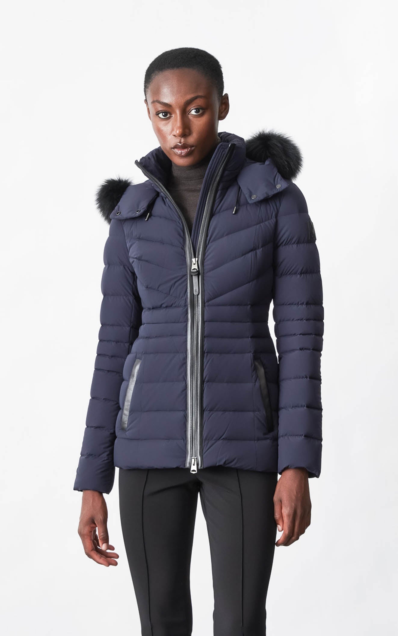PATSY Agile 360 down jacket with blue fox fur - 6