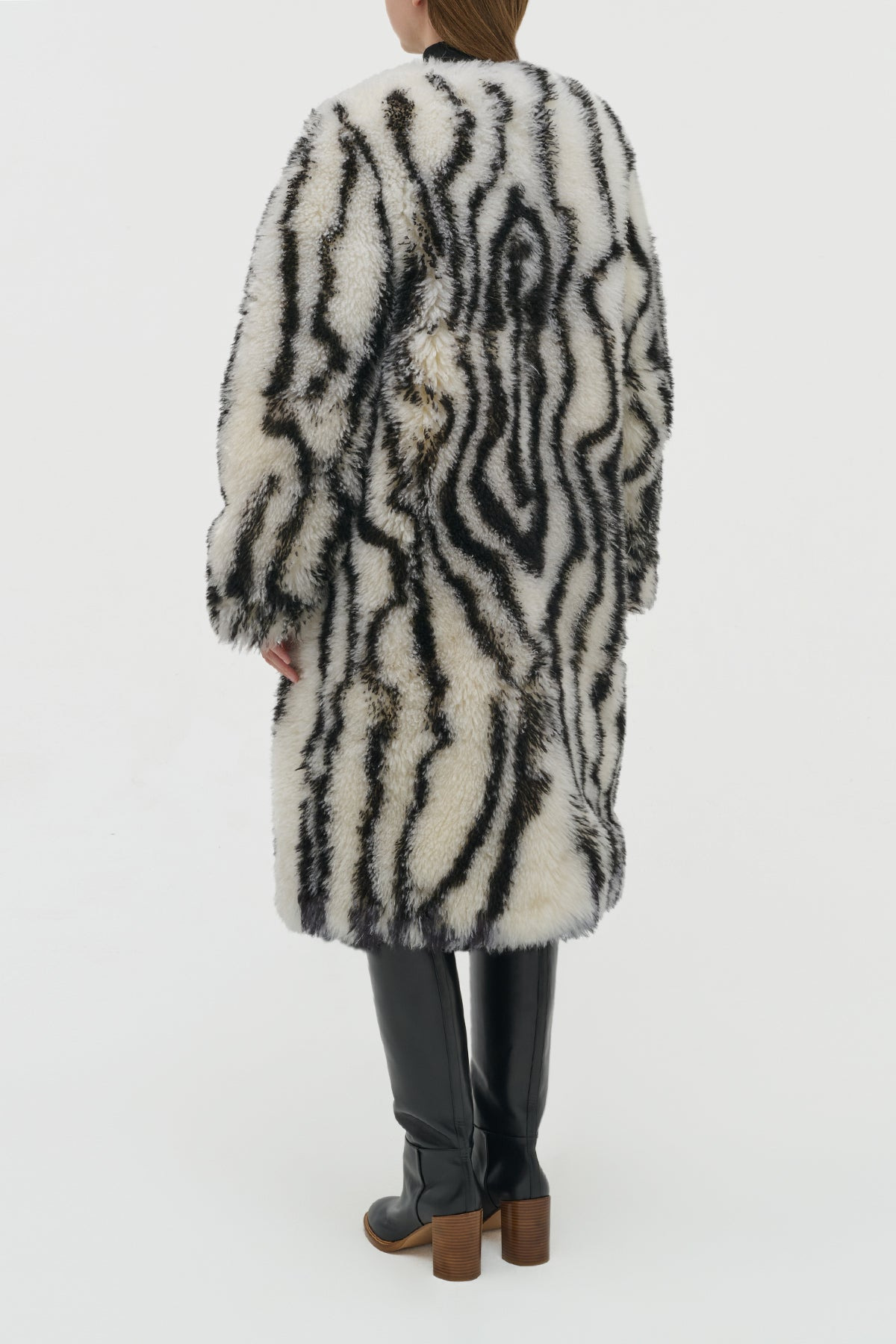 Ebel Coat in Ivory & Black Cashmere Shearling - 4
