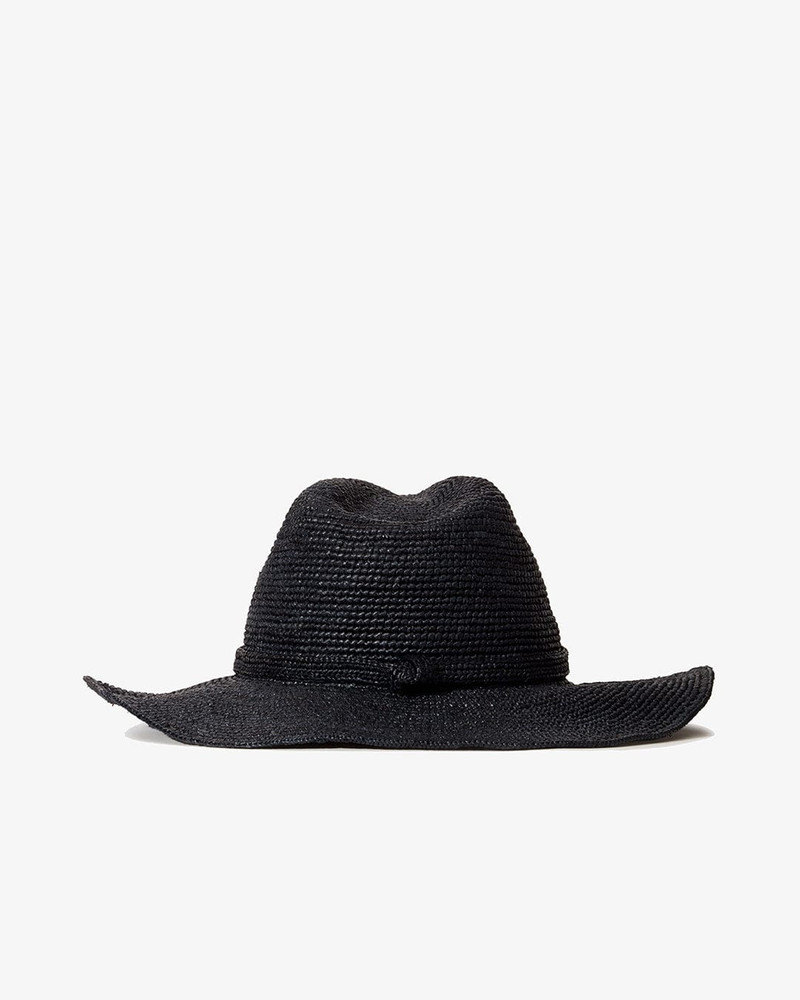 Janessa Leoné Sacha Hat outlook