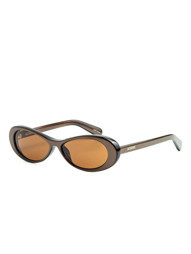 JACQUEMUS cat-eye frame sunglasses outlook