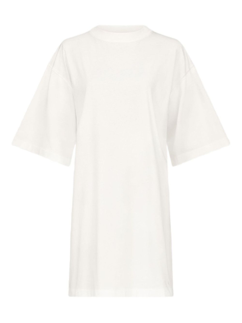 crew-neck drop-shoulder T-shirt 1