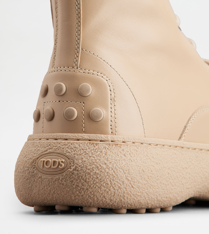 TOD'S W. G. LACE-UP ANKLE BOOTS IN LEATHER - BEIGE 5