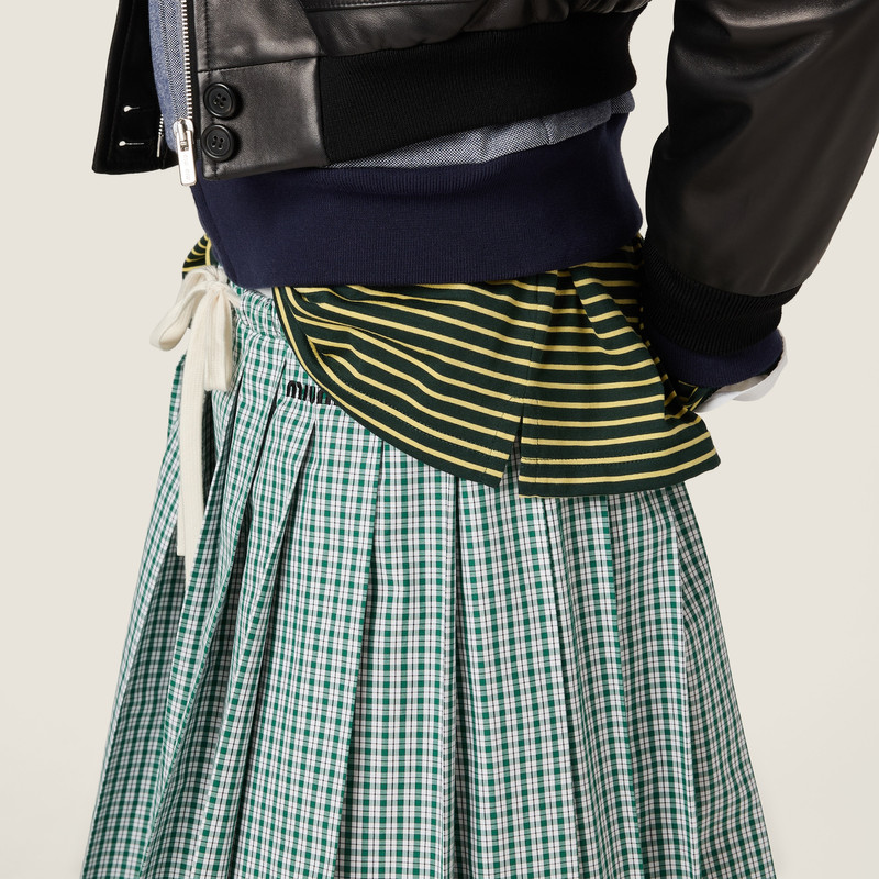 Pleated checked skirt 5