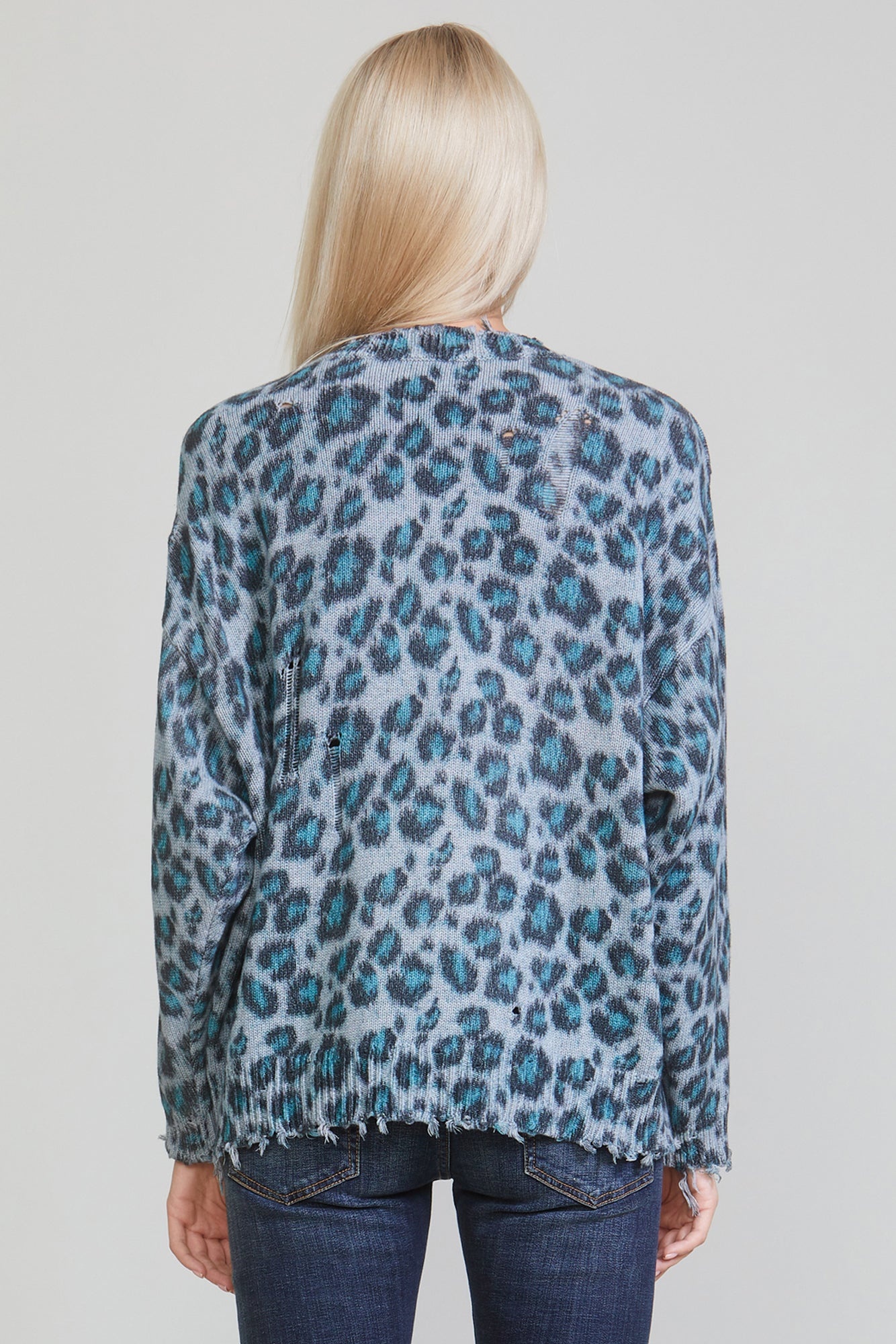OVERSIZED SWEATER - BLUE LEOPARD - 3