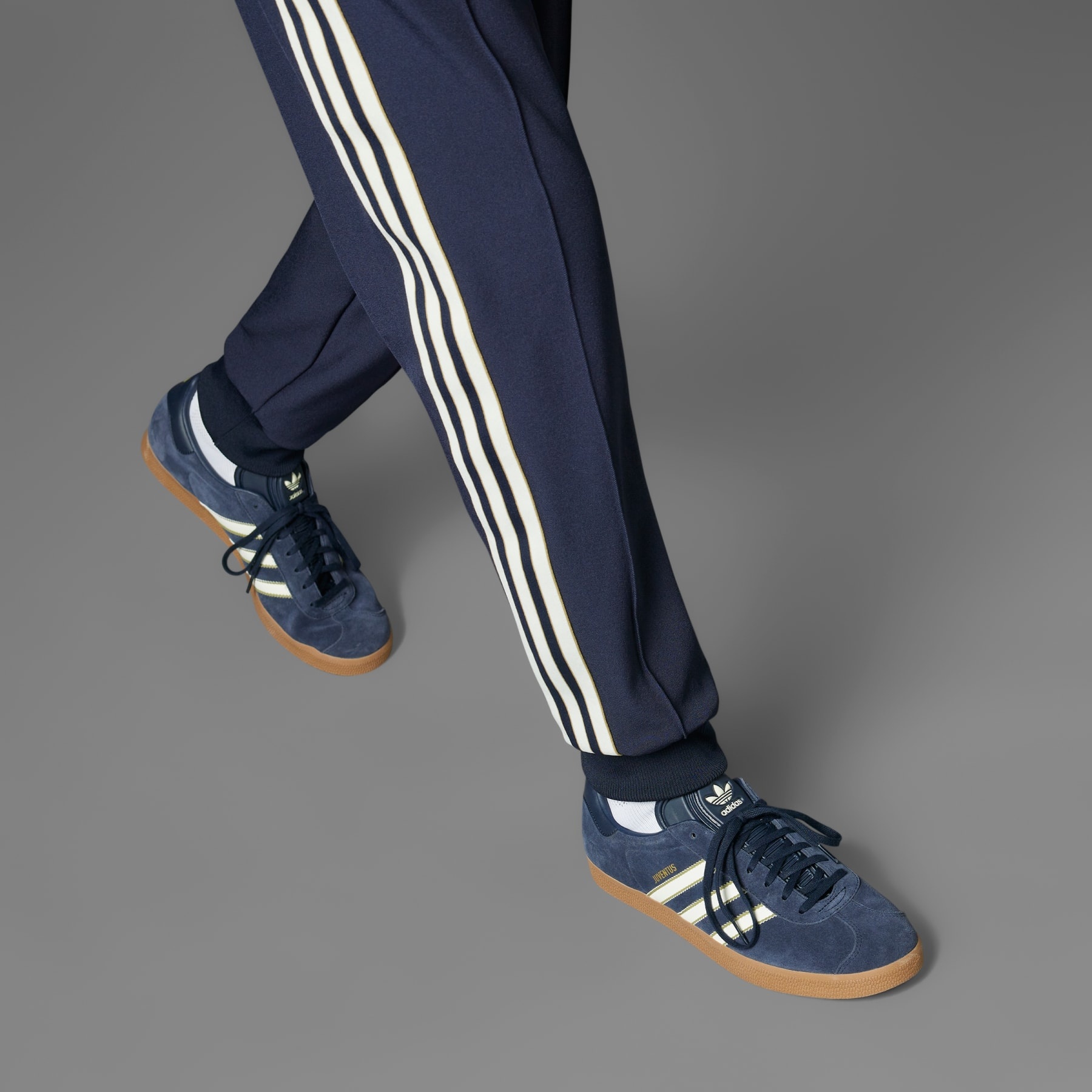 adidas Gazelle Juventus Terrace Icons Shoes | REVERSIBLE