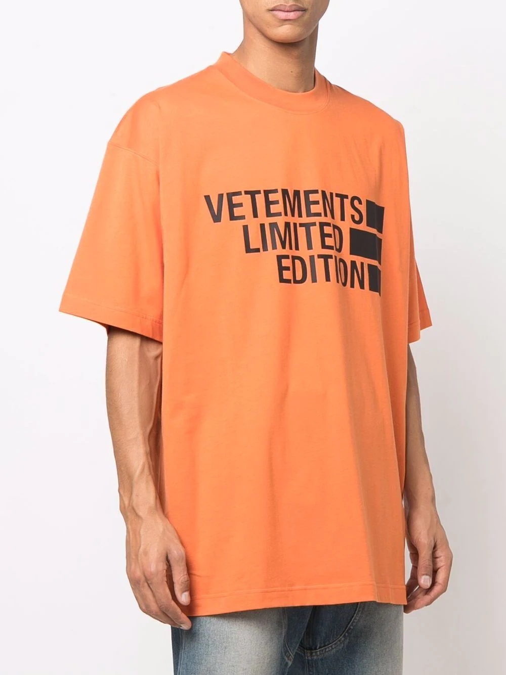 oversize logo-print T-shirt - 4