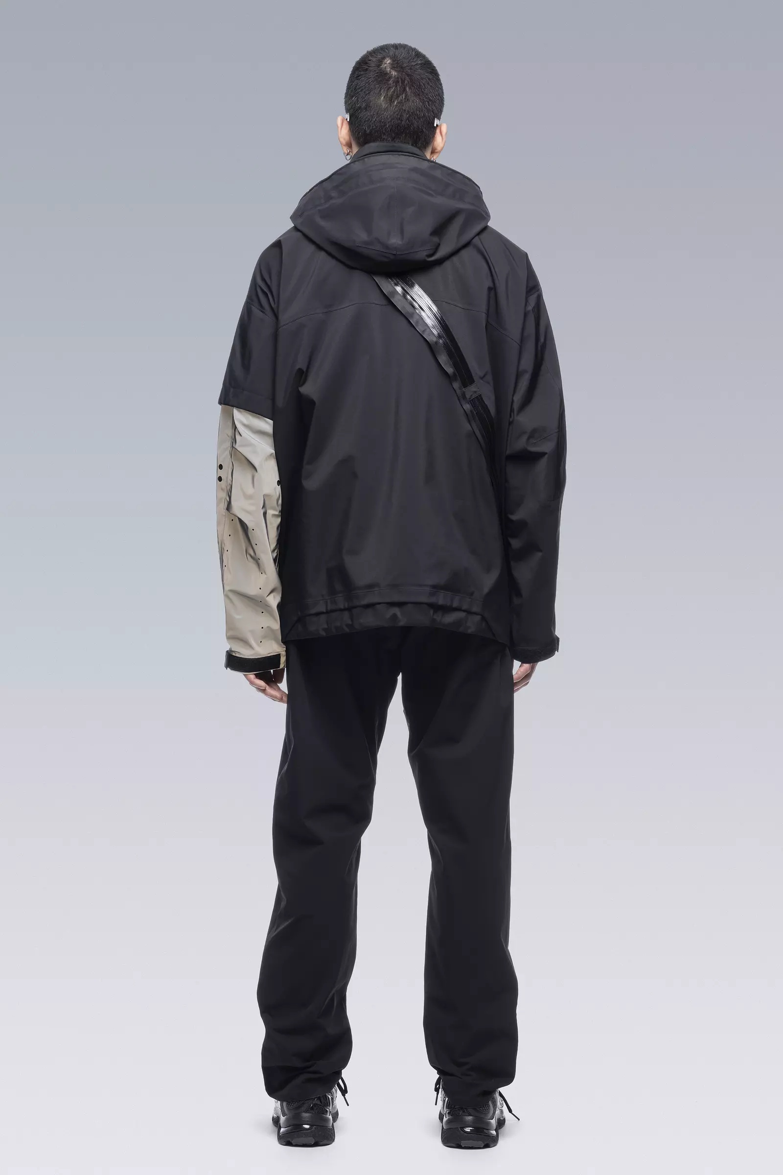 ACRONYM J115-GT 3L Gore-Tex Pro Interops Jacket Black/Silver 