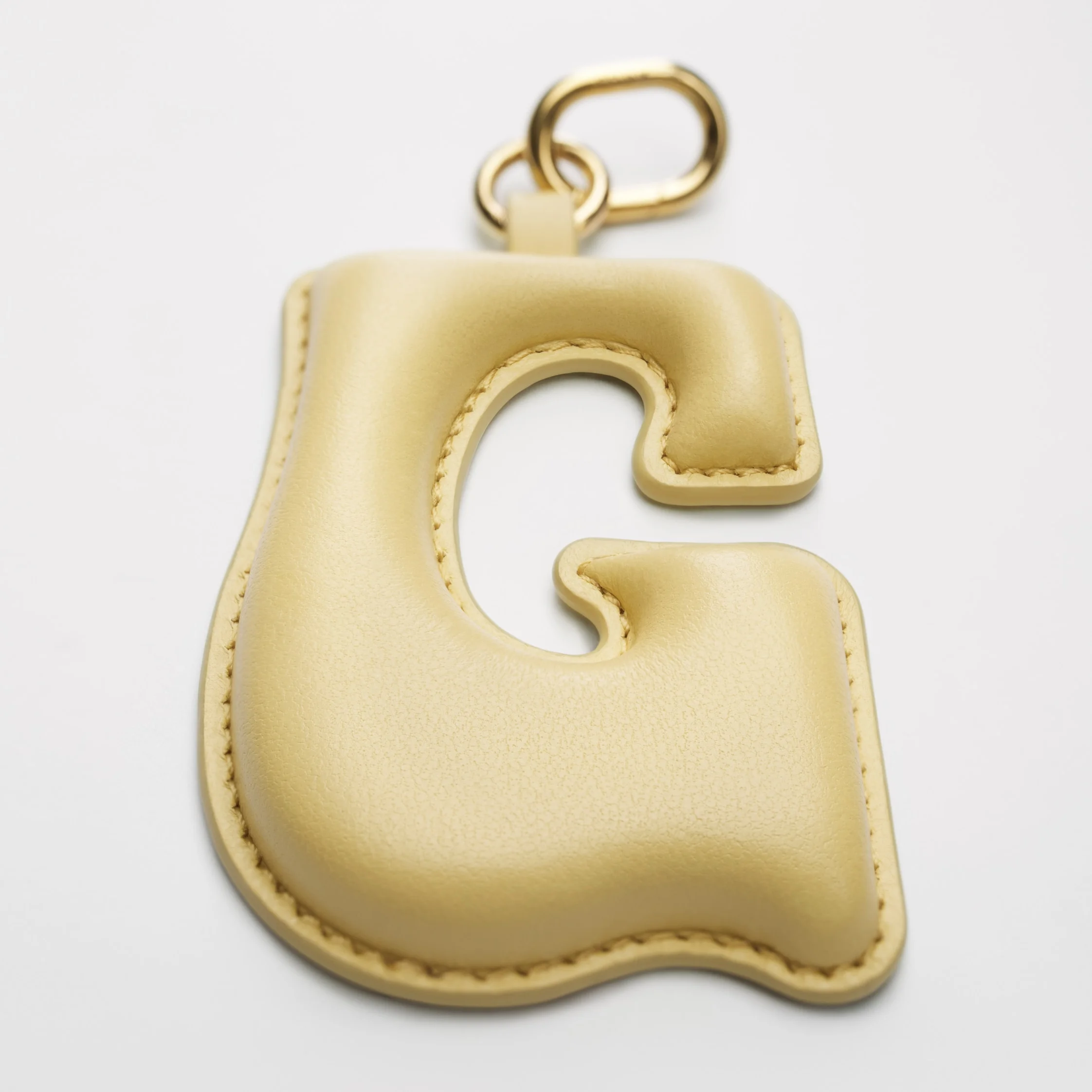 ALPHABET CHARMS G LETTER IN LAMBSKIN AND BRASS WITH GOLD FINISH - 1