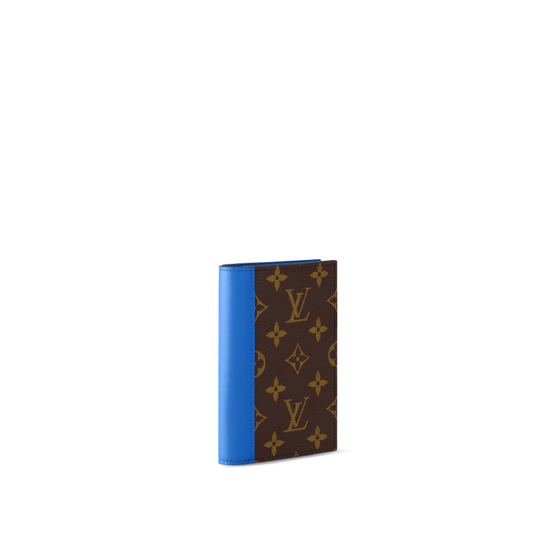 Louis Vuitton Passport Cover outlook