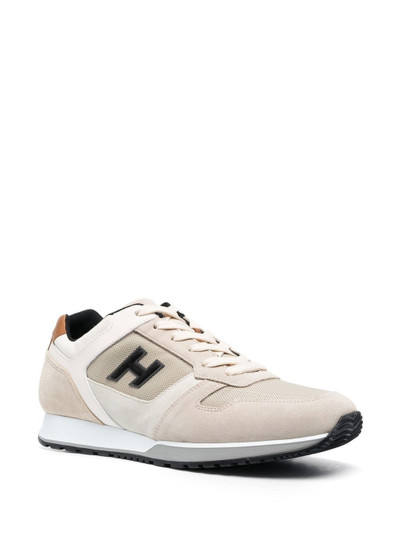 HOGAN logo-patch low-top sneakers outlook