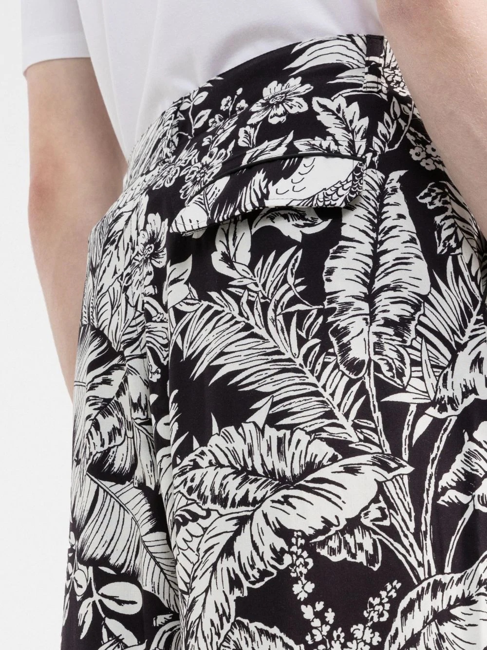 parrot-print track shorts - 5