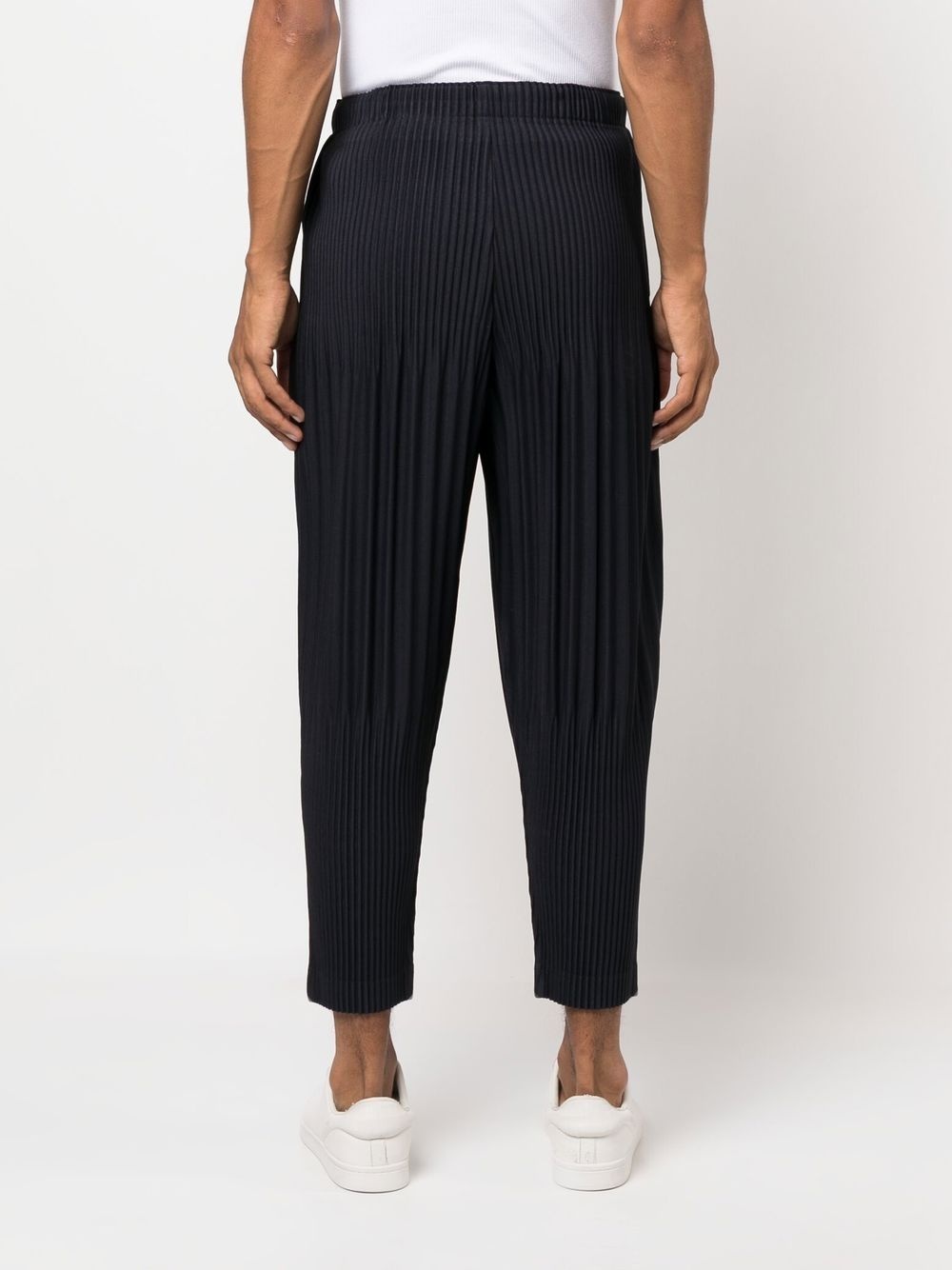 cropped fully-pleated trousers - 4