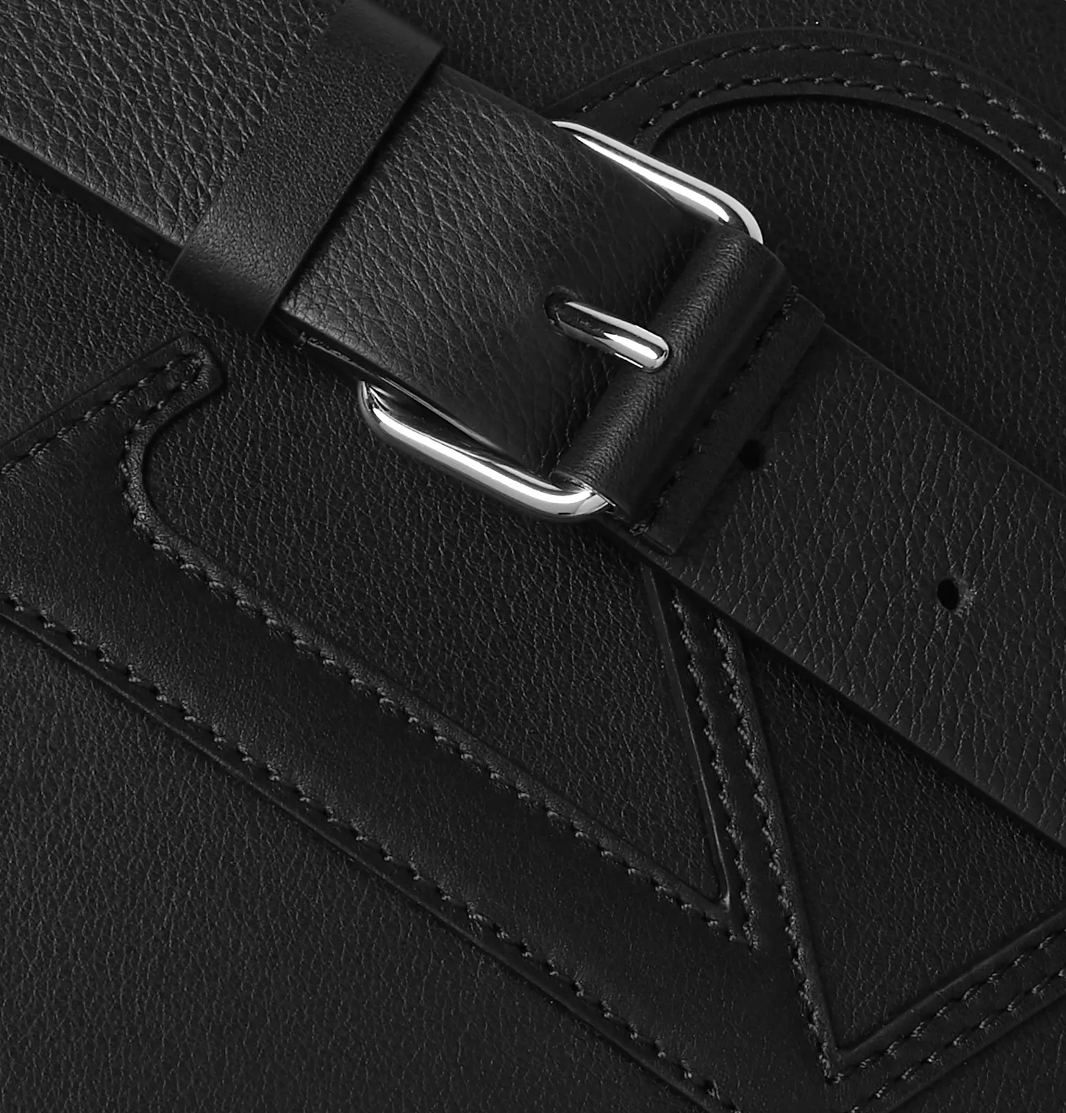 Valentino Garavani Logo-Detailed Leather Messenger Bag - 5