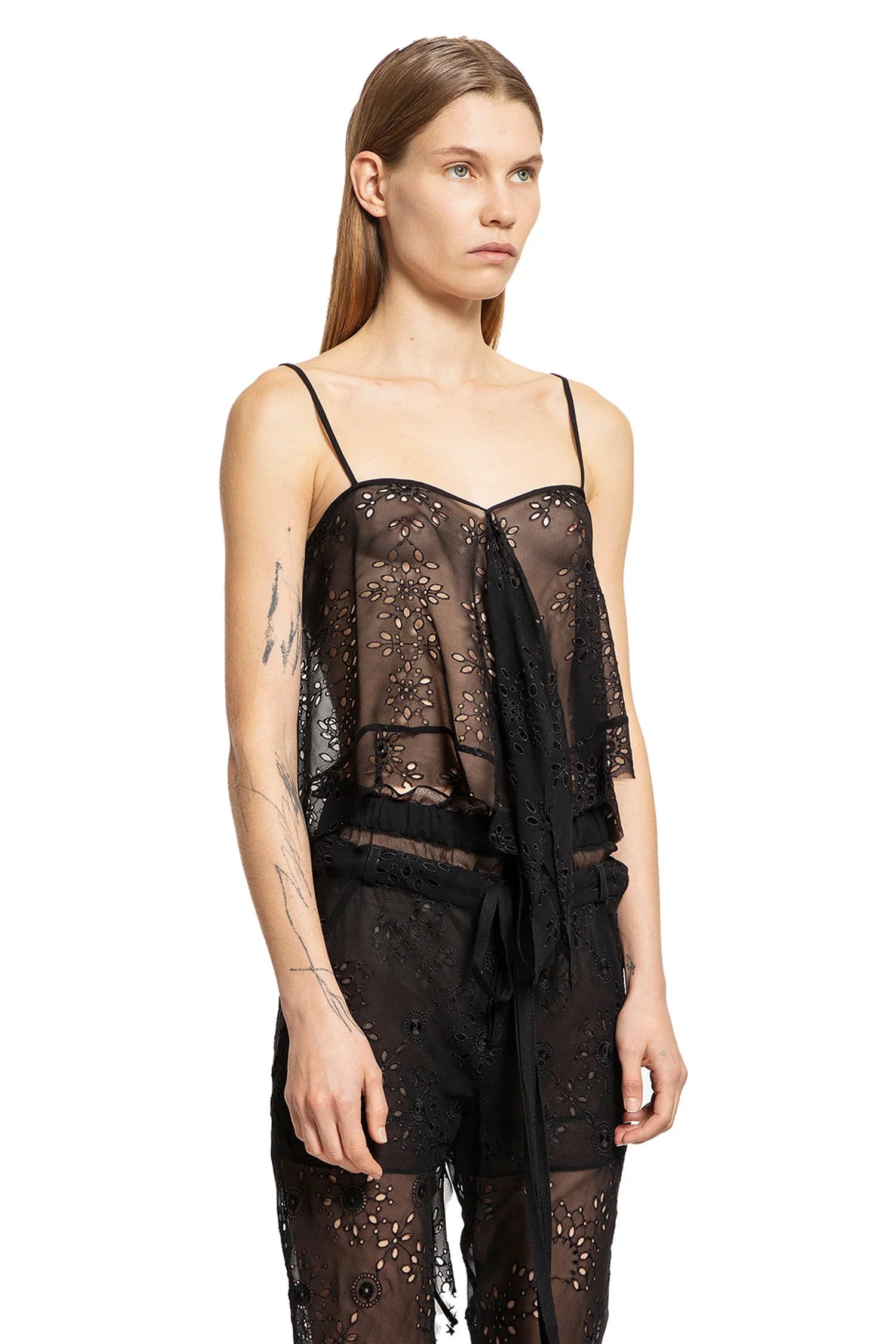 Bria-Broderie-Anglaise-Micro-Top - 2