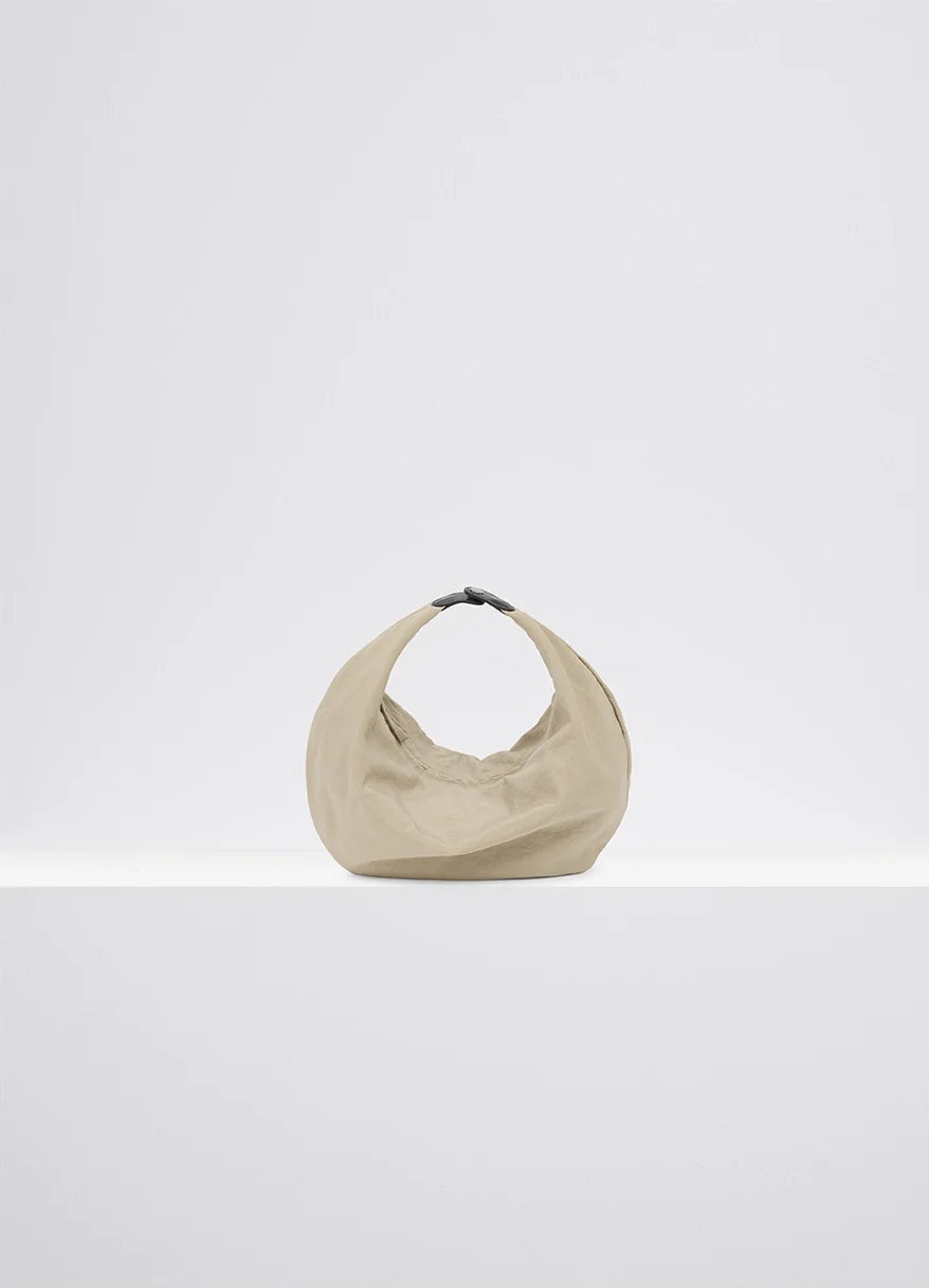 【LEMAIRE】FILTエディションCroissant バッグ LEMAIRE | x Filt Croissant Net Bag | Women | Lane Crawford