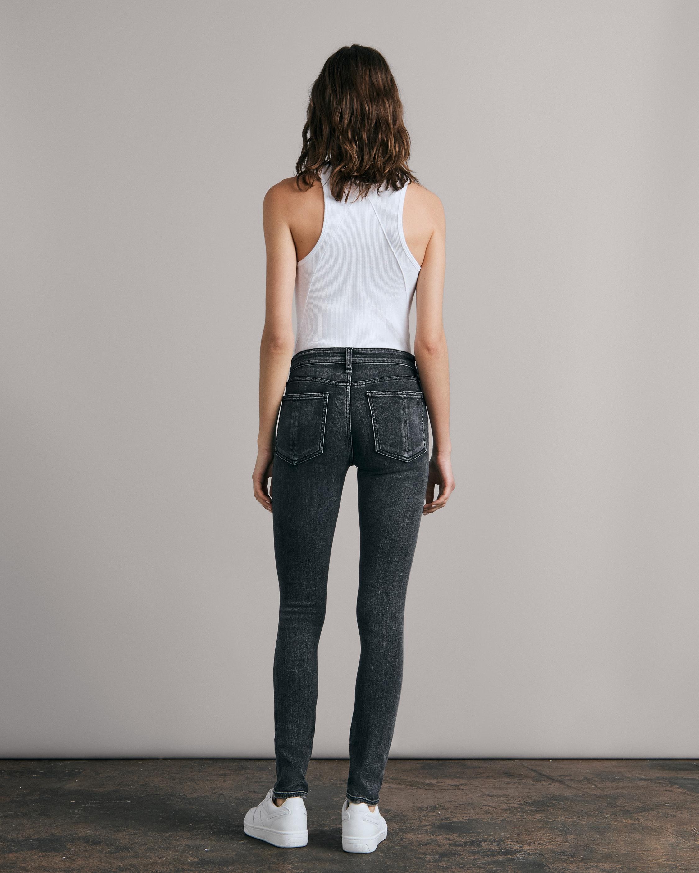 Cate Skinny - Kamari
Mid-Rise Comfort Stretch Jean - 3