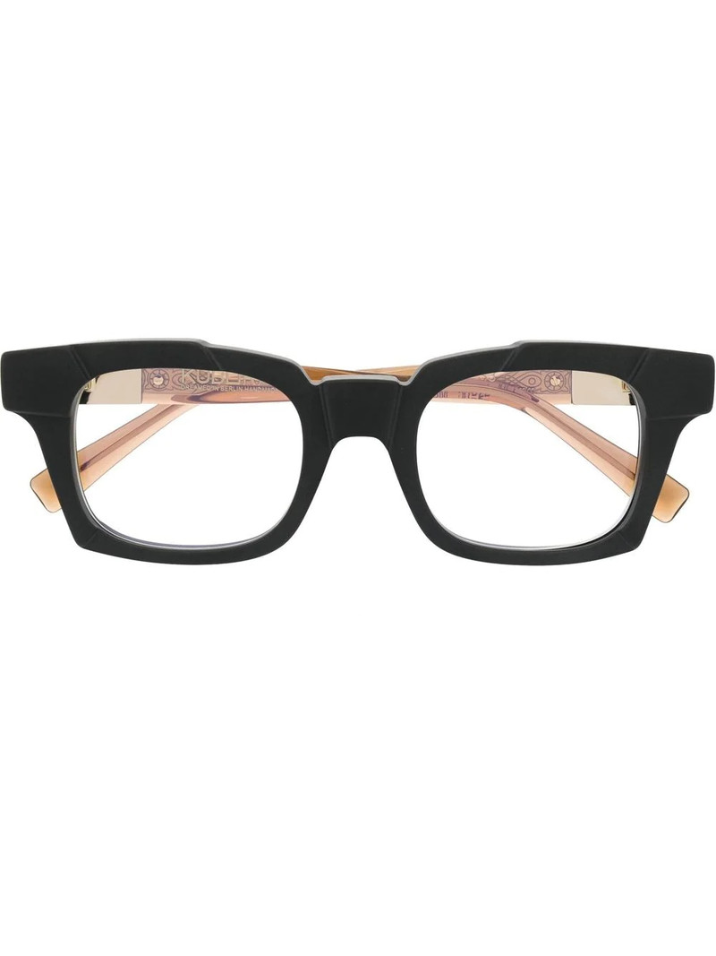 logo embossed glasses 1