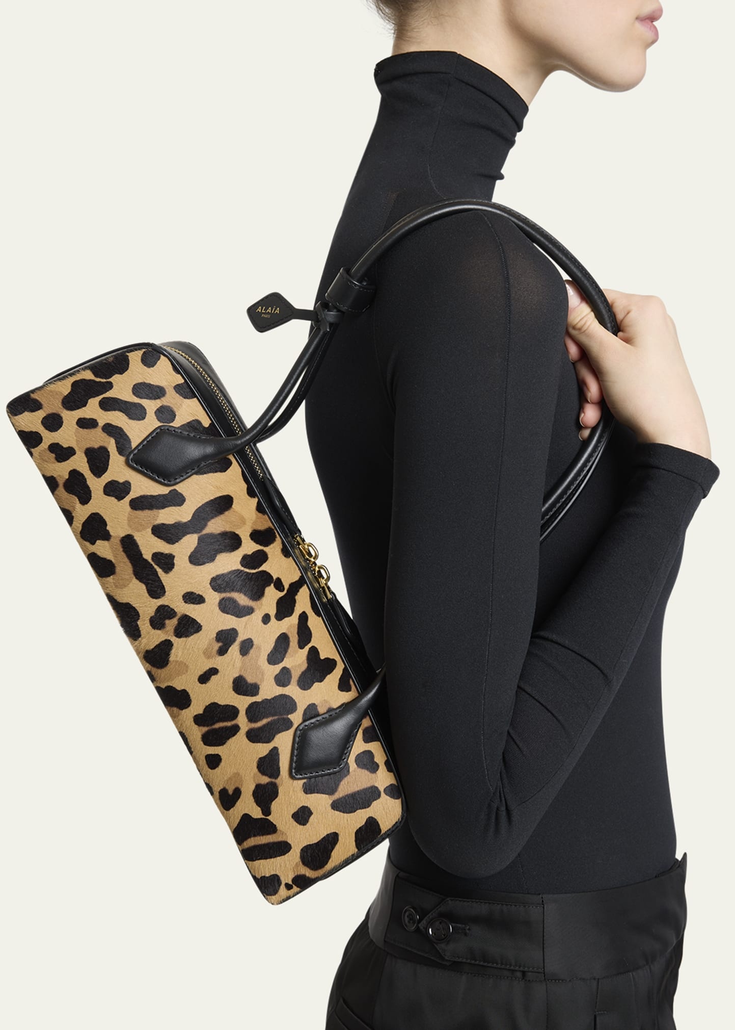Le Teckel Medium Shoulder Bag in Leopard Calf Hair - 2