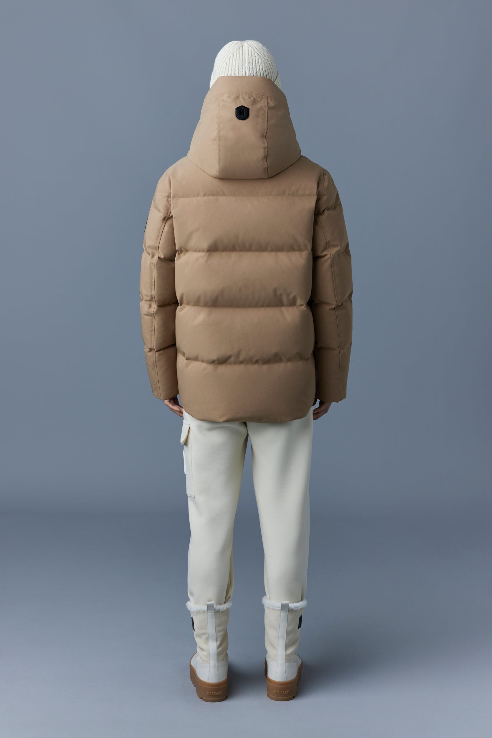 GRAYDON 2-in-1 lustrous light down jacket - 4