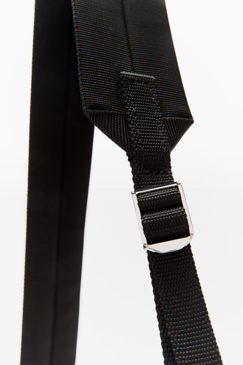 HEIRESS CROSSBODY BAG IN SATIN 3