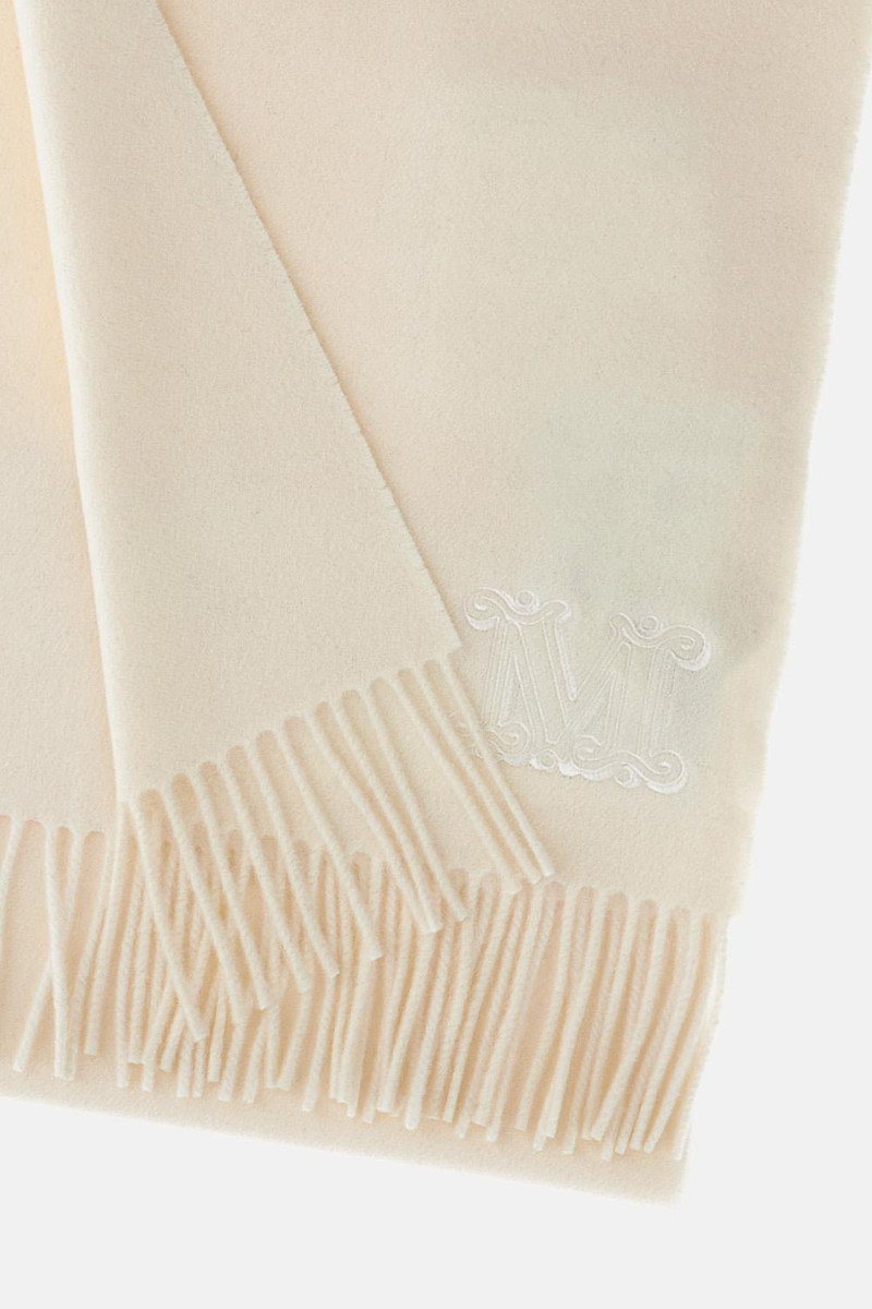 Scarf 3