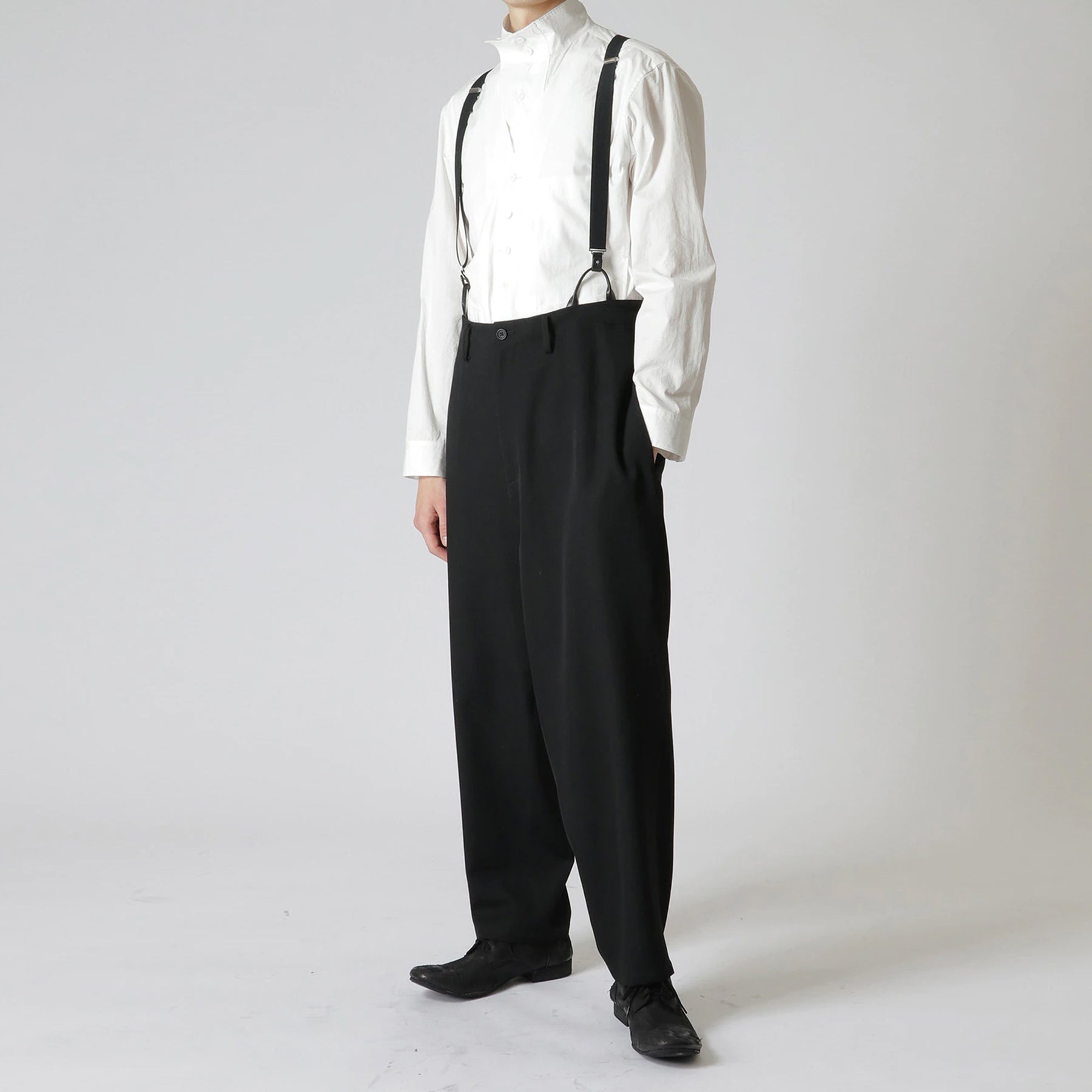 Wrinkle wool gabardine suspenders pants / BLK - 3