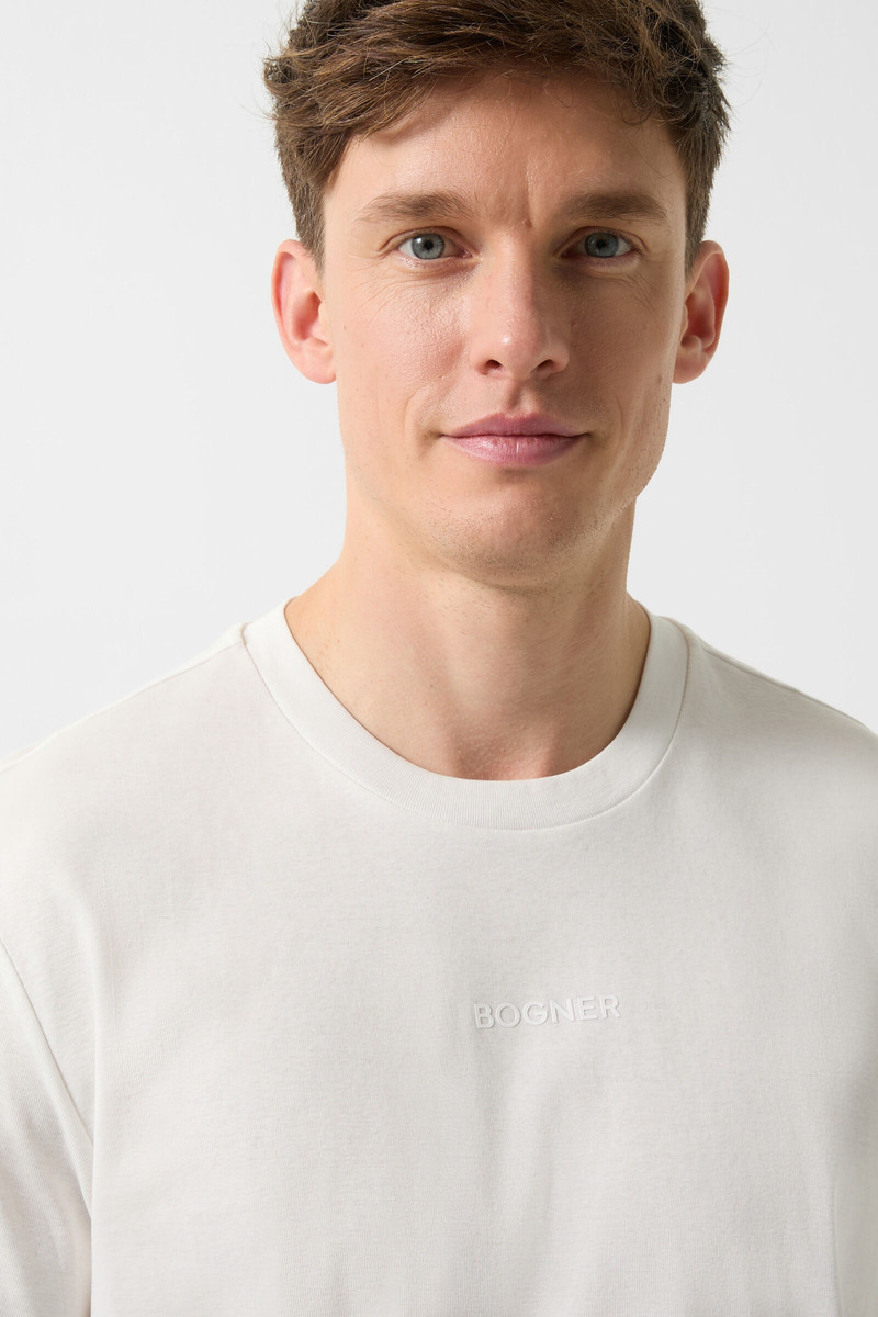 Lukas T-shirt in Off-white 4